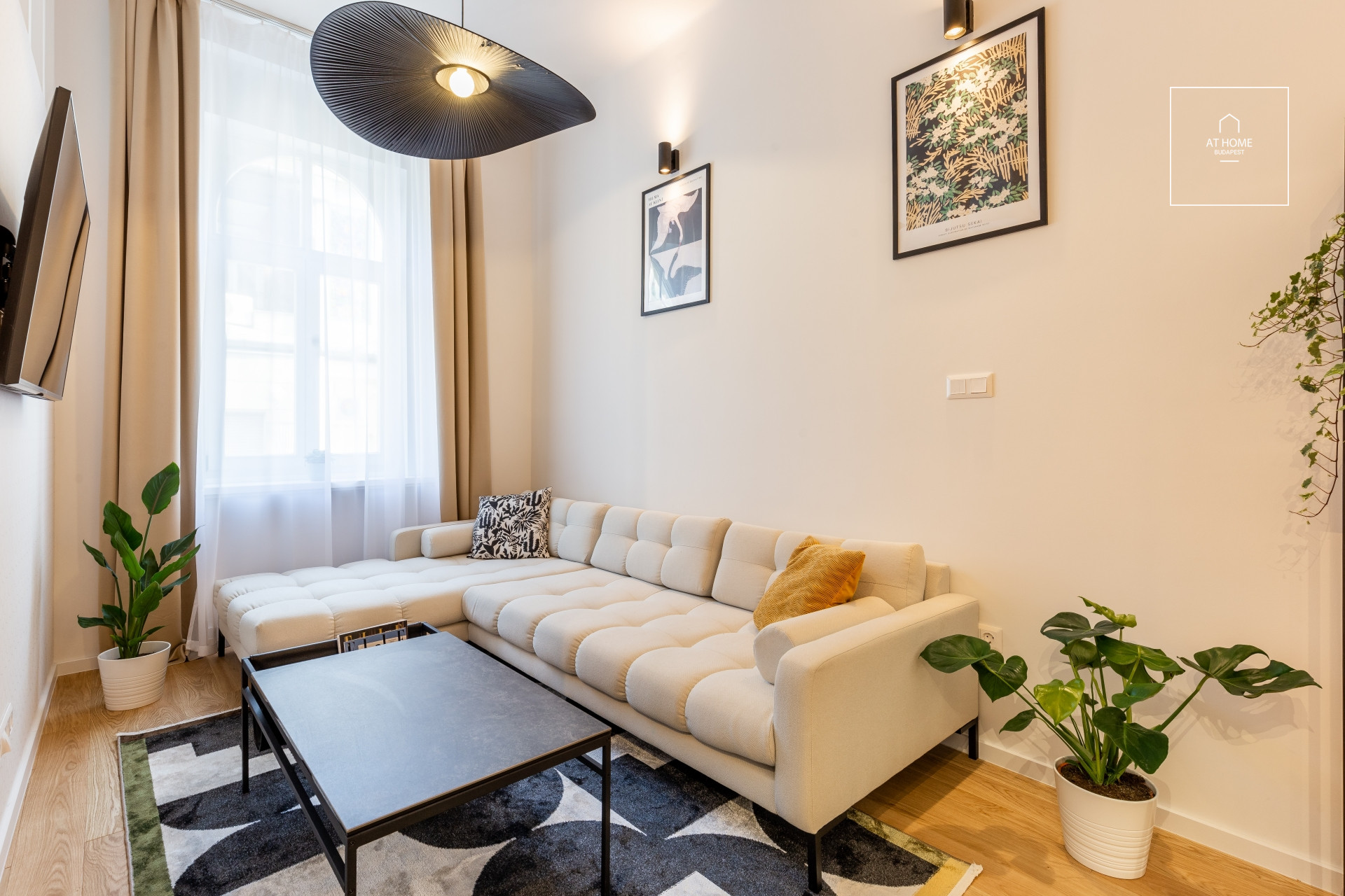 Luxury apartment for rent in the heart of the city center of Budapest, District V