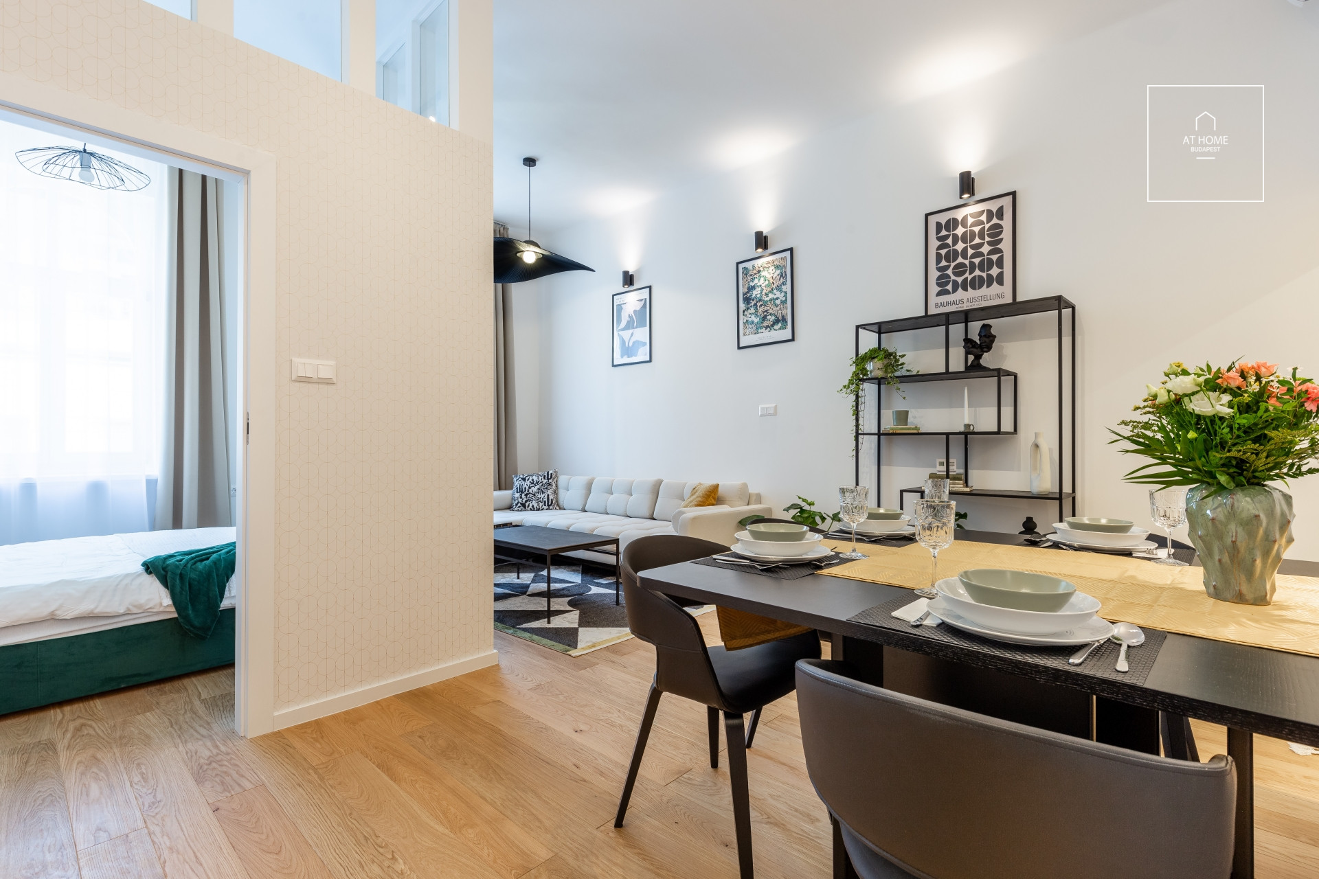 Luxury apartment for rent in the heart of the city center of Budapest, District V
