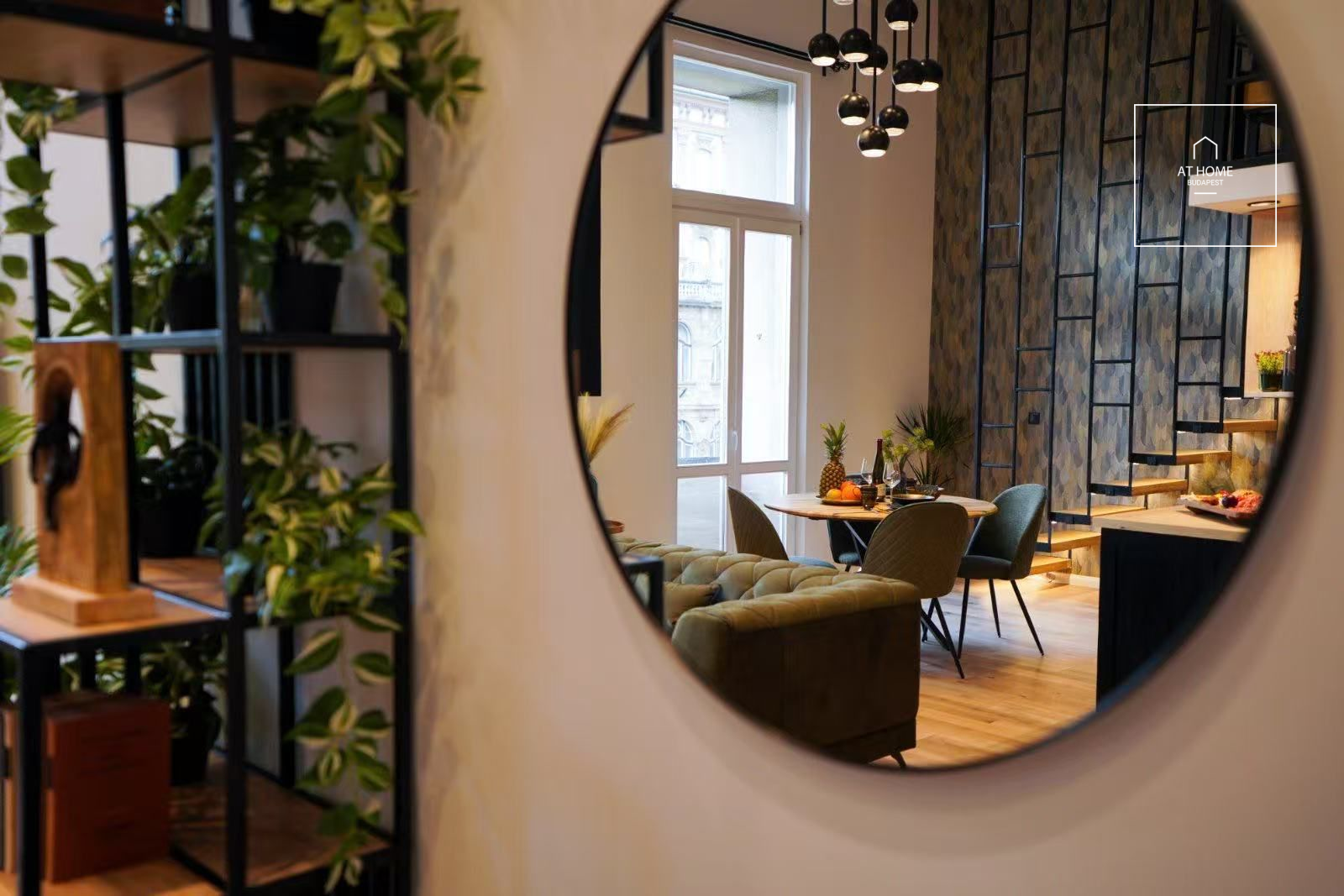 Downtown 52 sqm loft apartment in District VI