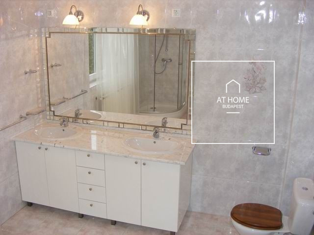 Sunny apartment for rent Budapest II. district, Csatárka