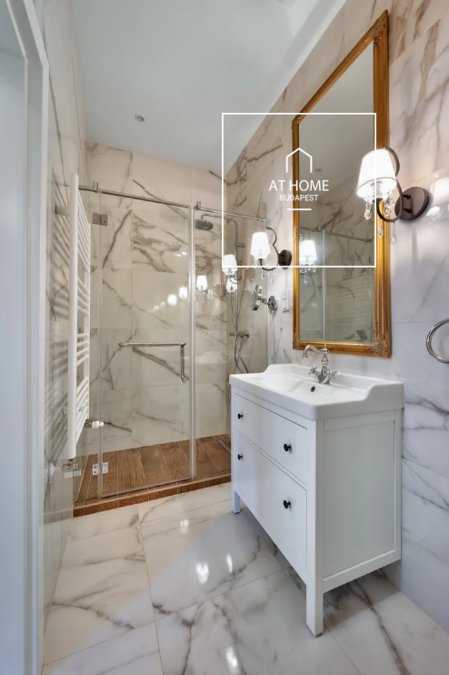 Exclusive 207 sqm duplex apartment with 4 bedrooms in Budapest’s 6th District