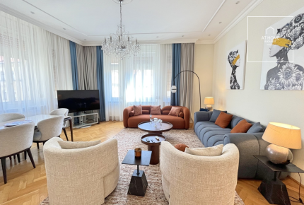 152 sqm 4-bedroom apartment in Budapest’s city center, in the 5th district