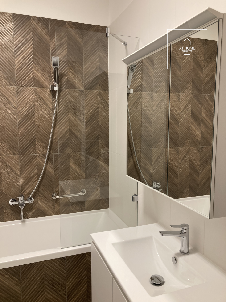 A newly handed over, high-quality 2-bedroom apartment in the 12th district, Hegyvidék