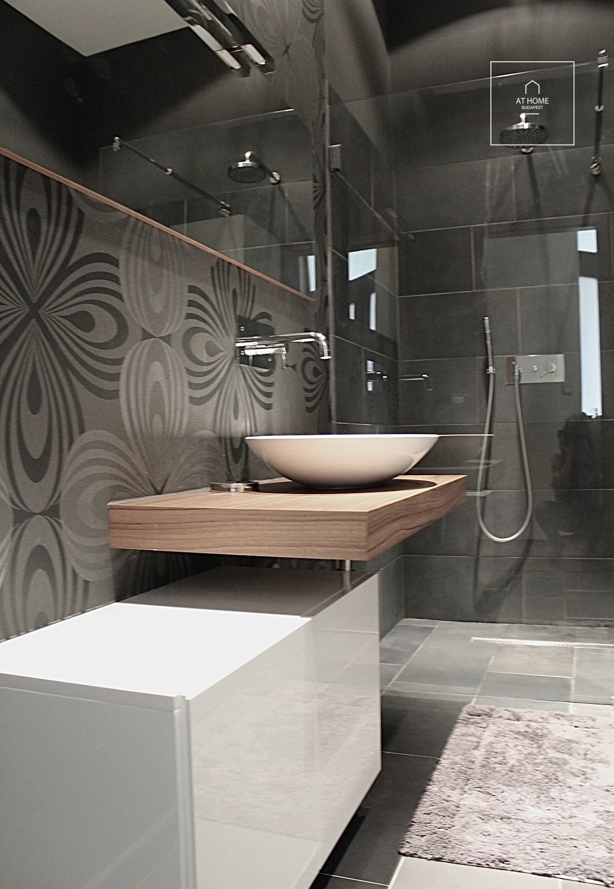 Prémium 82 nm-es lakás 2 hálószobával a Vörösmarty tér közelében