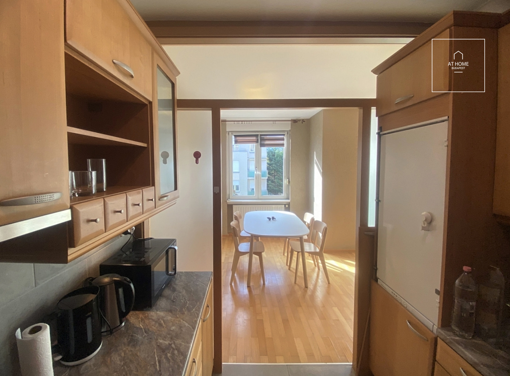 Budapest XII. district, Németvölgy, 3 bedrooms apartment with balcony for rent.