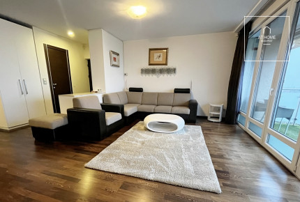 Panorámás 84 nm-es lakás 2 hálóval és 6 nm-es erkéllyel a Gellérthegyen