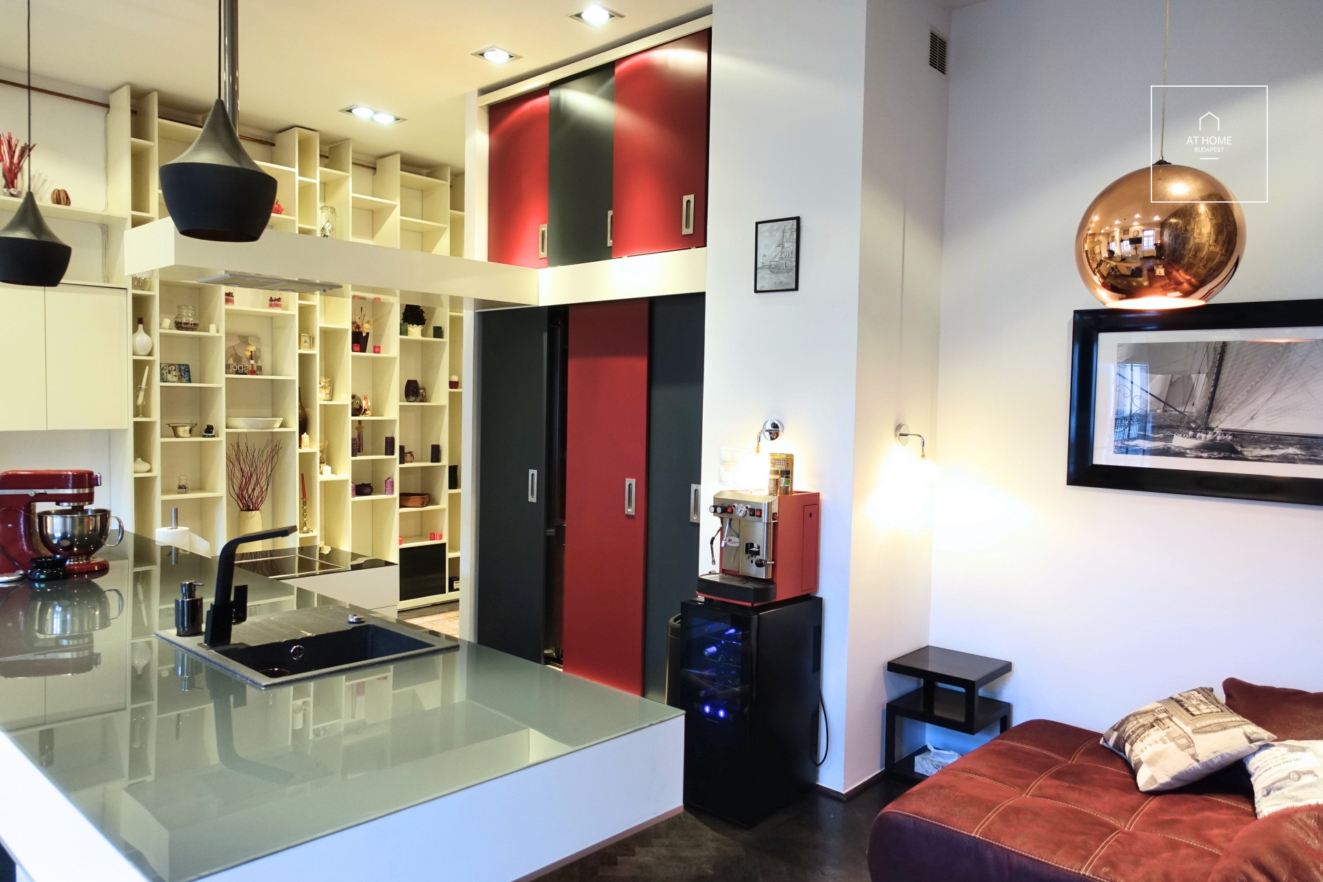 2 bedroom luxury apartment for rent in the Downtown