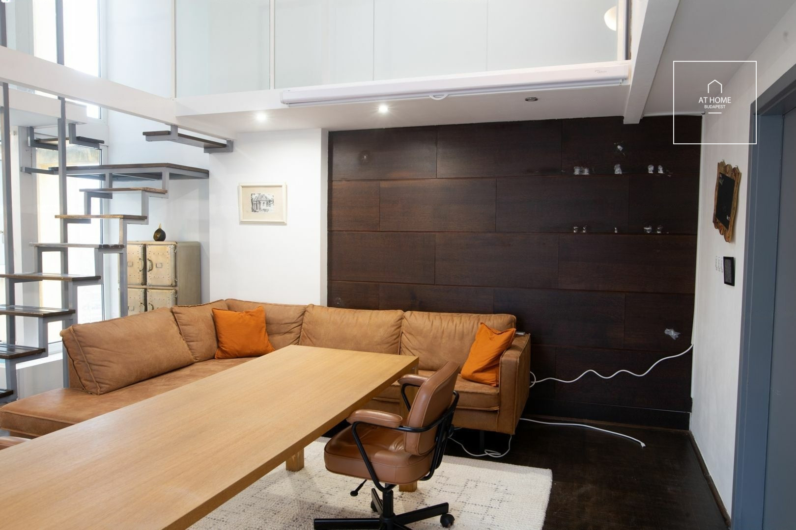 88 sqm, 3-bedroom apartment with two terraces in District I, Krisztinaváros