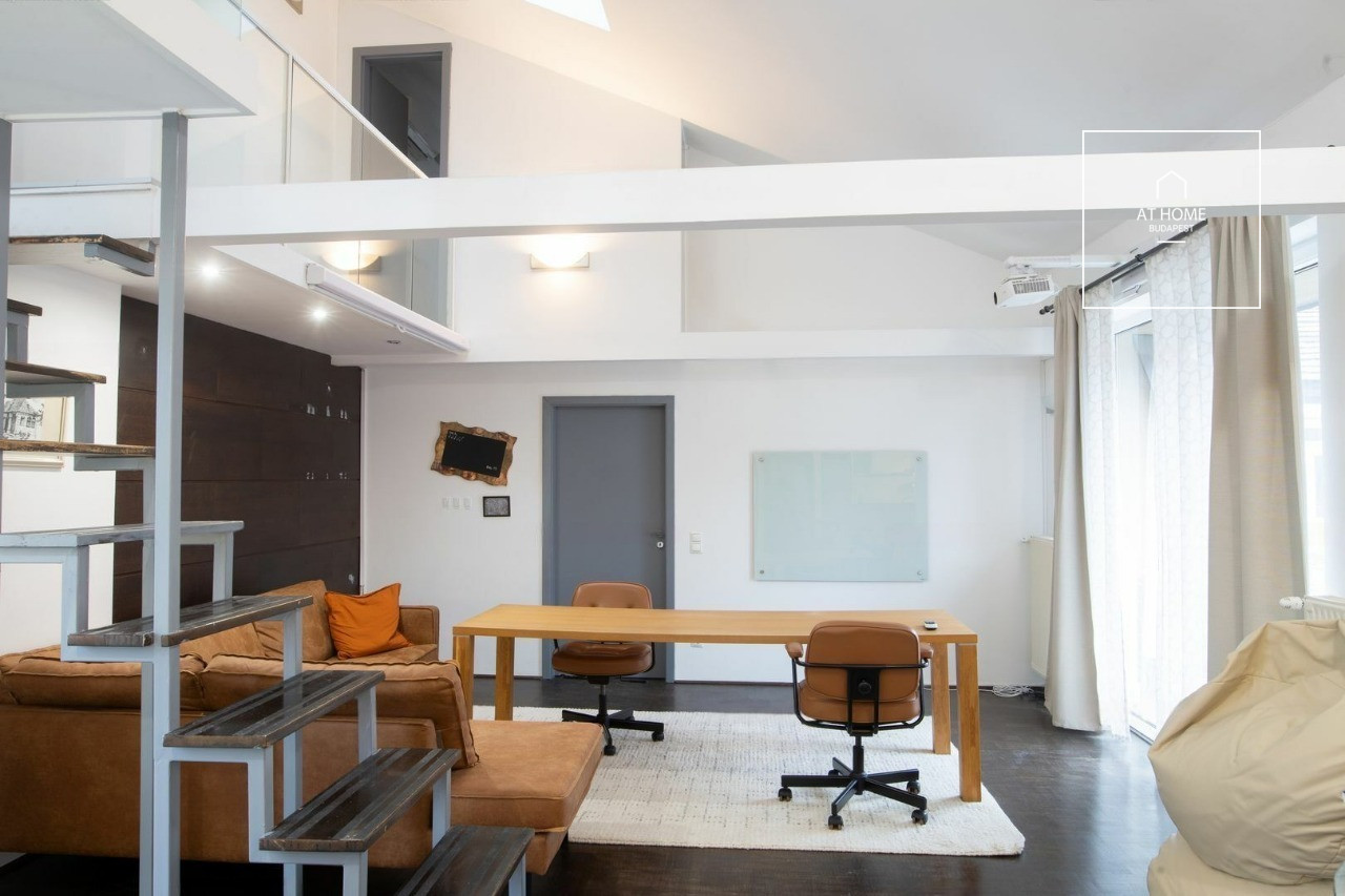 88 sqm, 3-bedroom apartment with two terraces in District I, Krisztinaváros