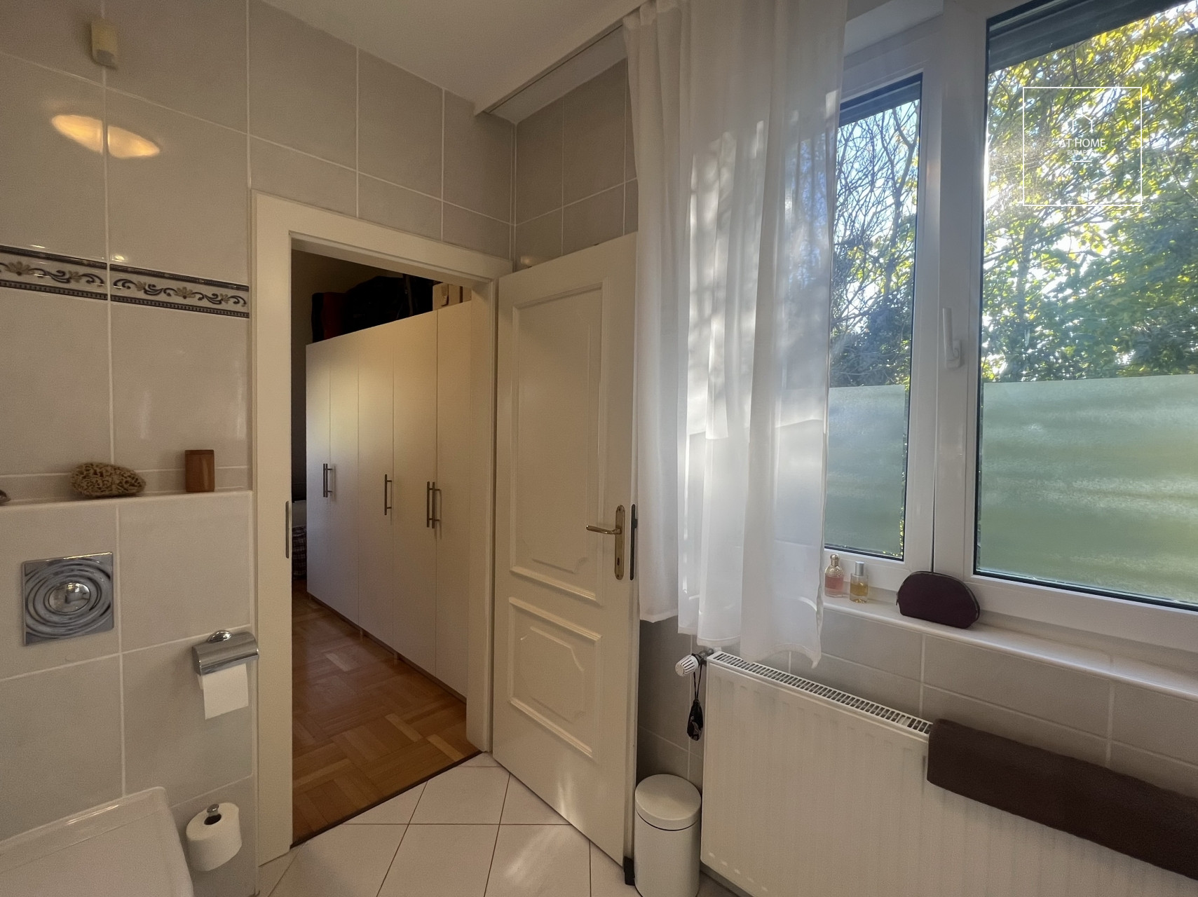 Zöldövezeti panorámás lakás kiadó Budapest II. kerület, Rézmál