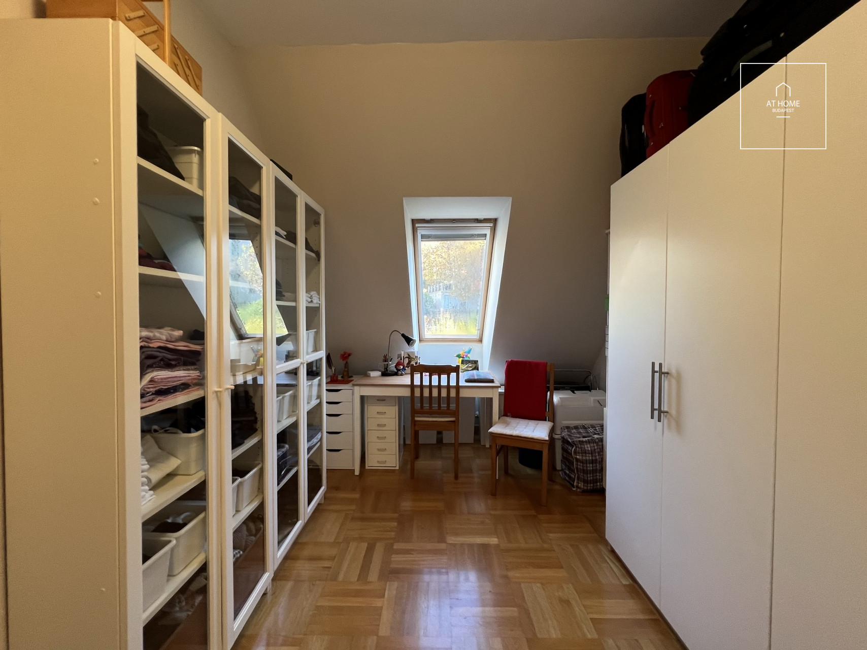 panoramic apartment in a green area for rent Budapest II. district, Rézmál