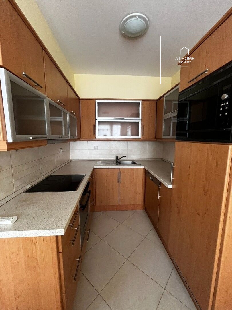 Sunny apartment for rent Budapest II. district, Pasarét