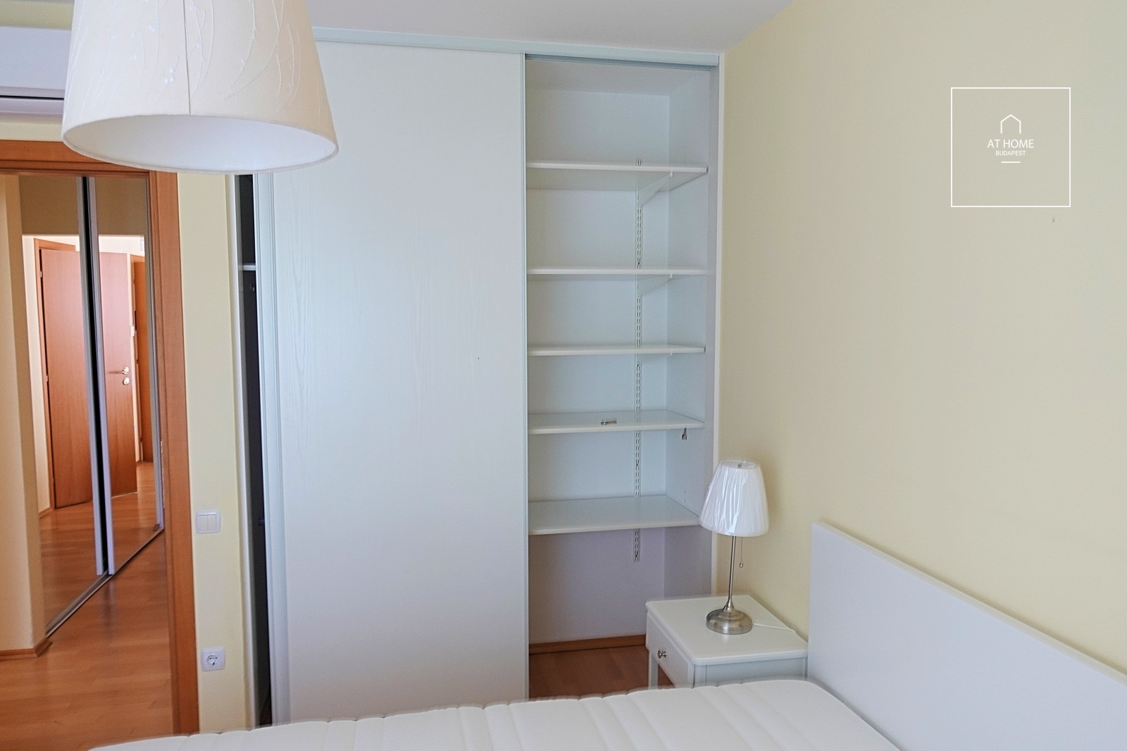 Sunny apartment for rent Budapest II. district, Pasarét