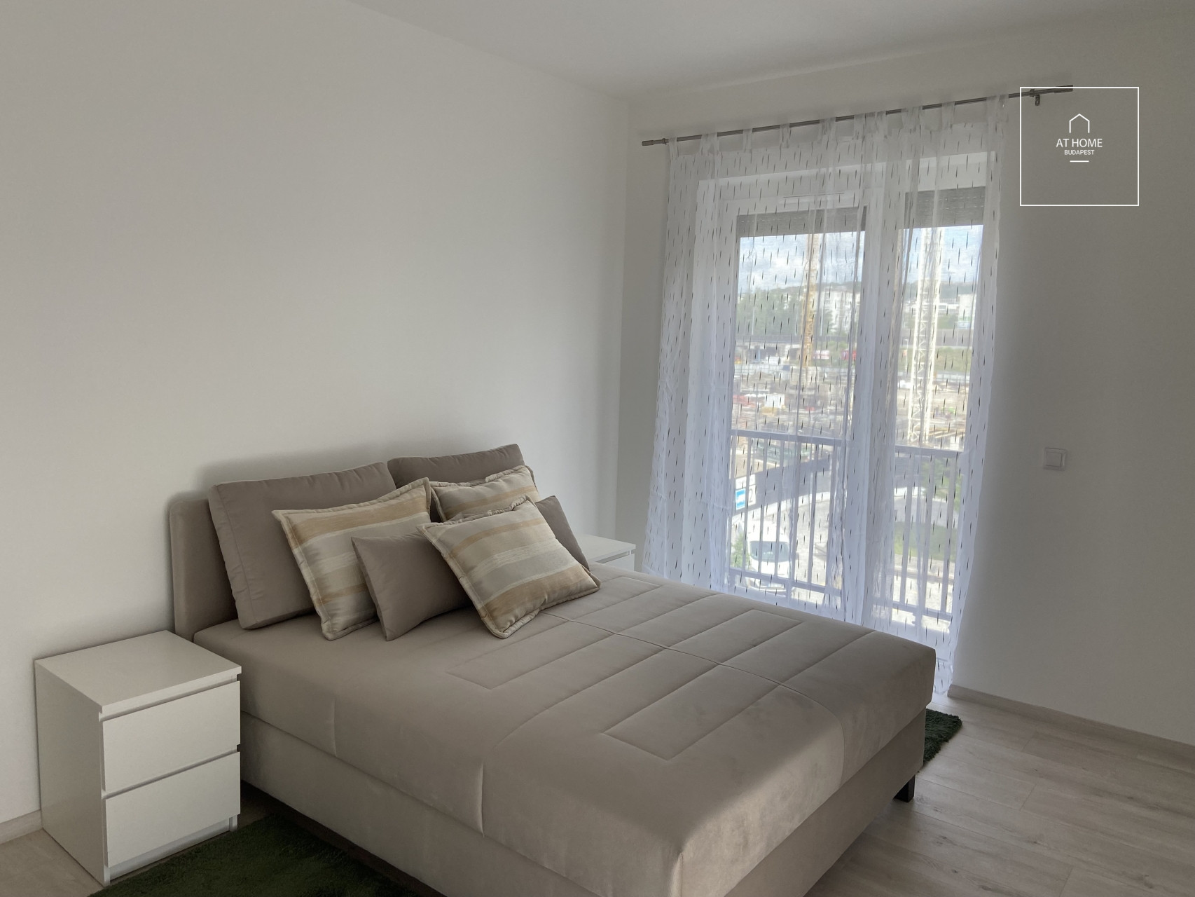 Two-bedroom premium apartment available for rent in Budapest, 11th district, Budapart