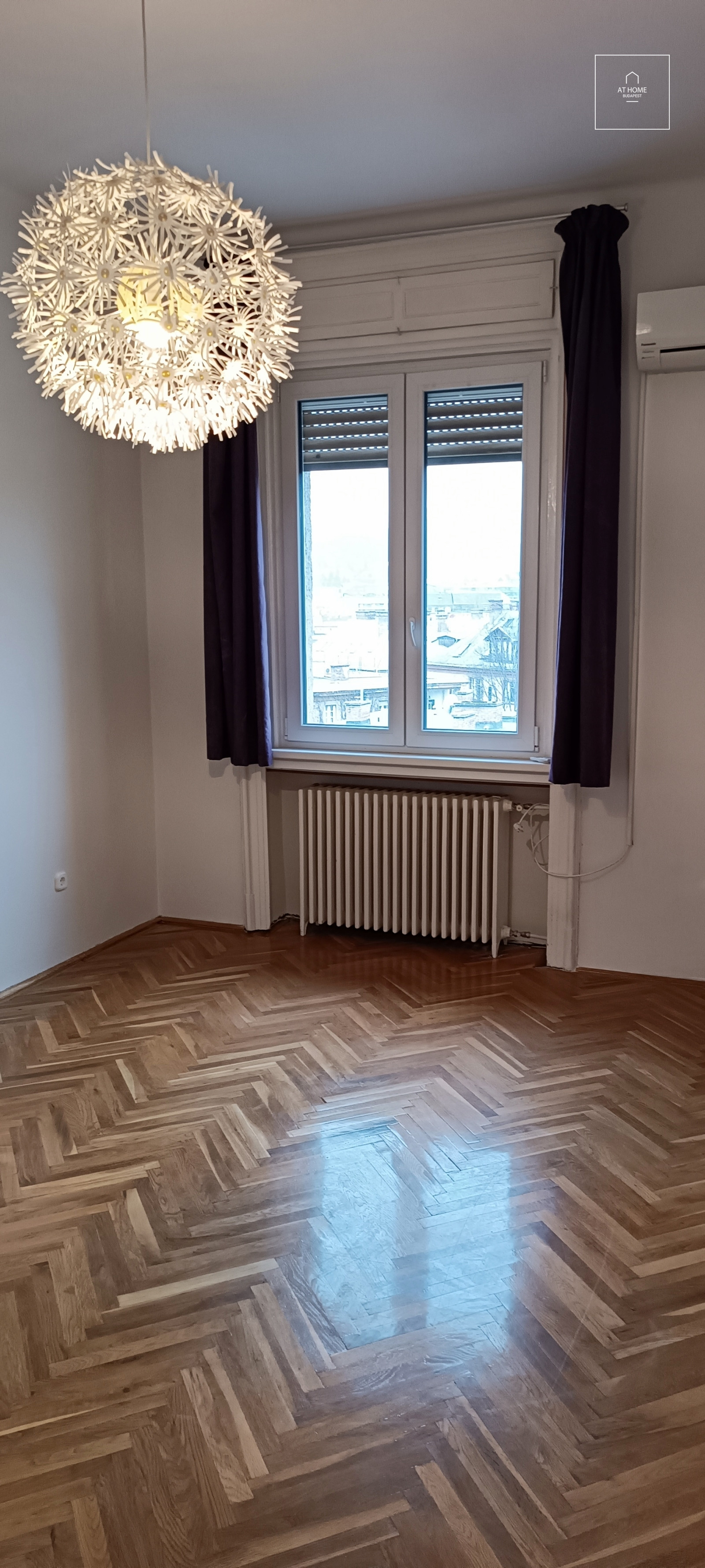 Panoramic 130 sqm apartment for rent in District II