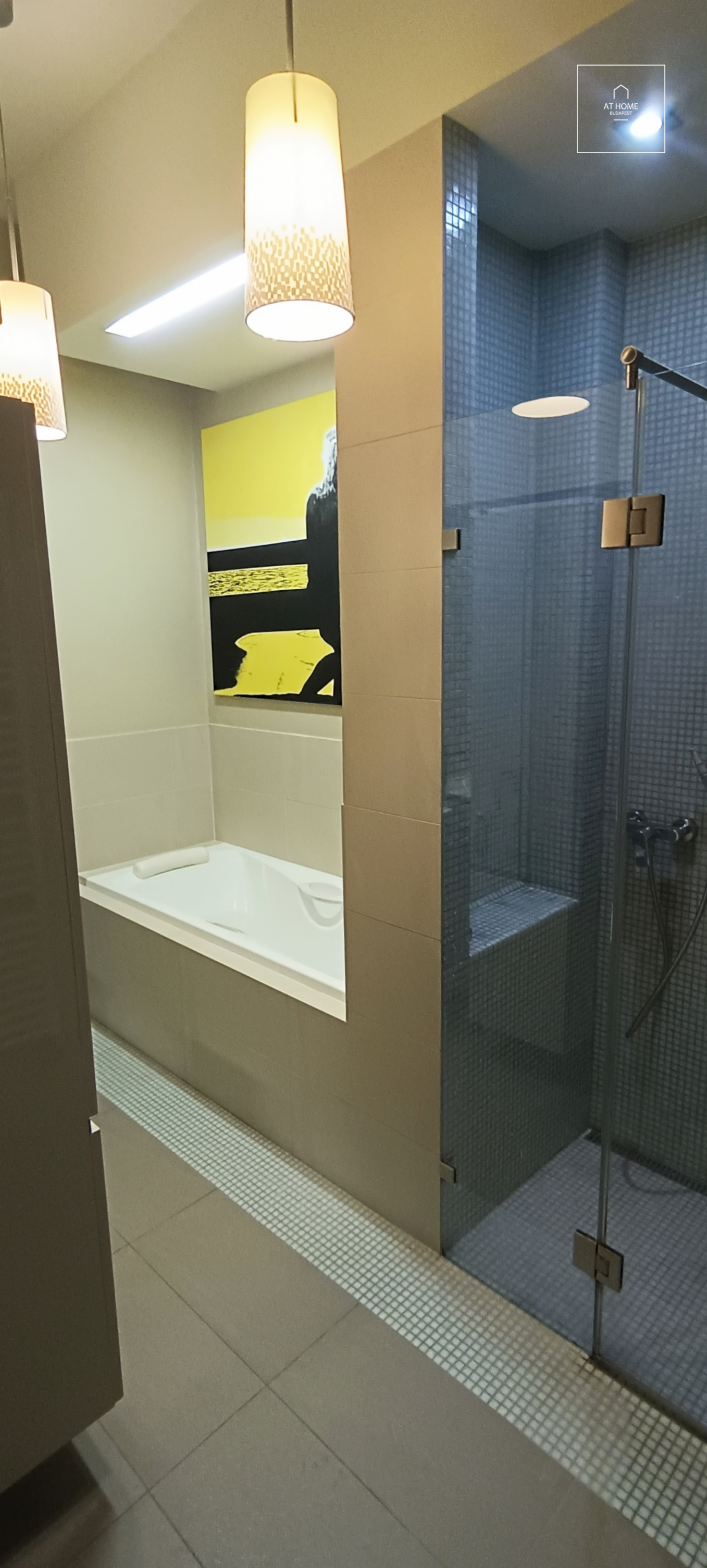 Panoramic 130 sqm apartment for rent in District II