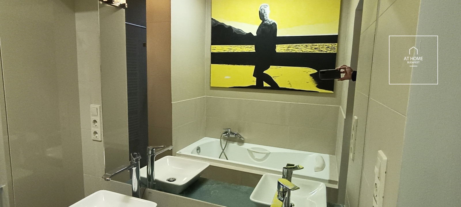 Panoramic 130 sqm apartment for rent in District II