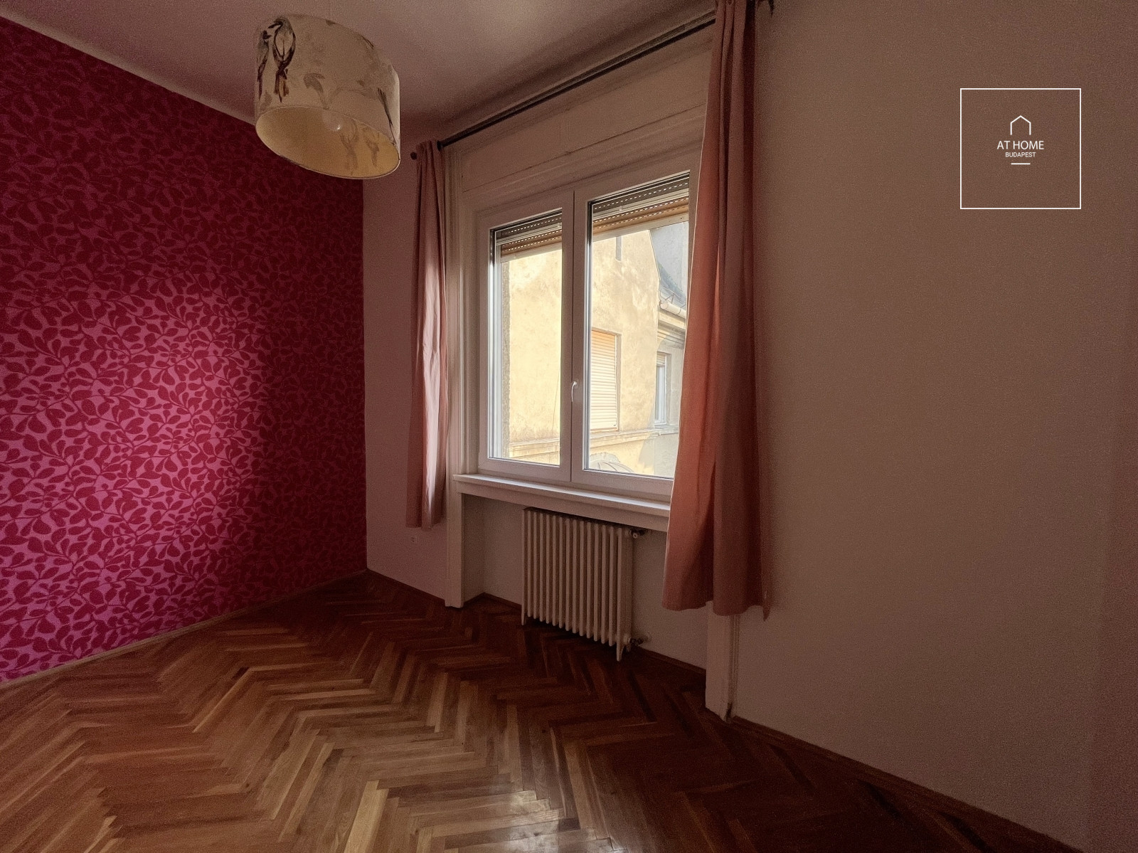 Panoramic 130 sqm apartment for rent in District II