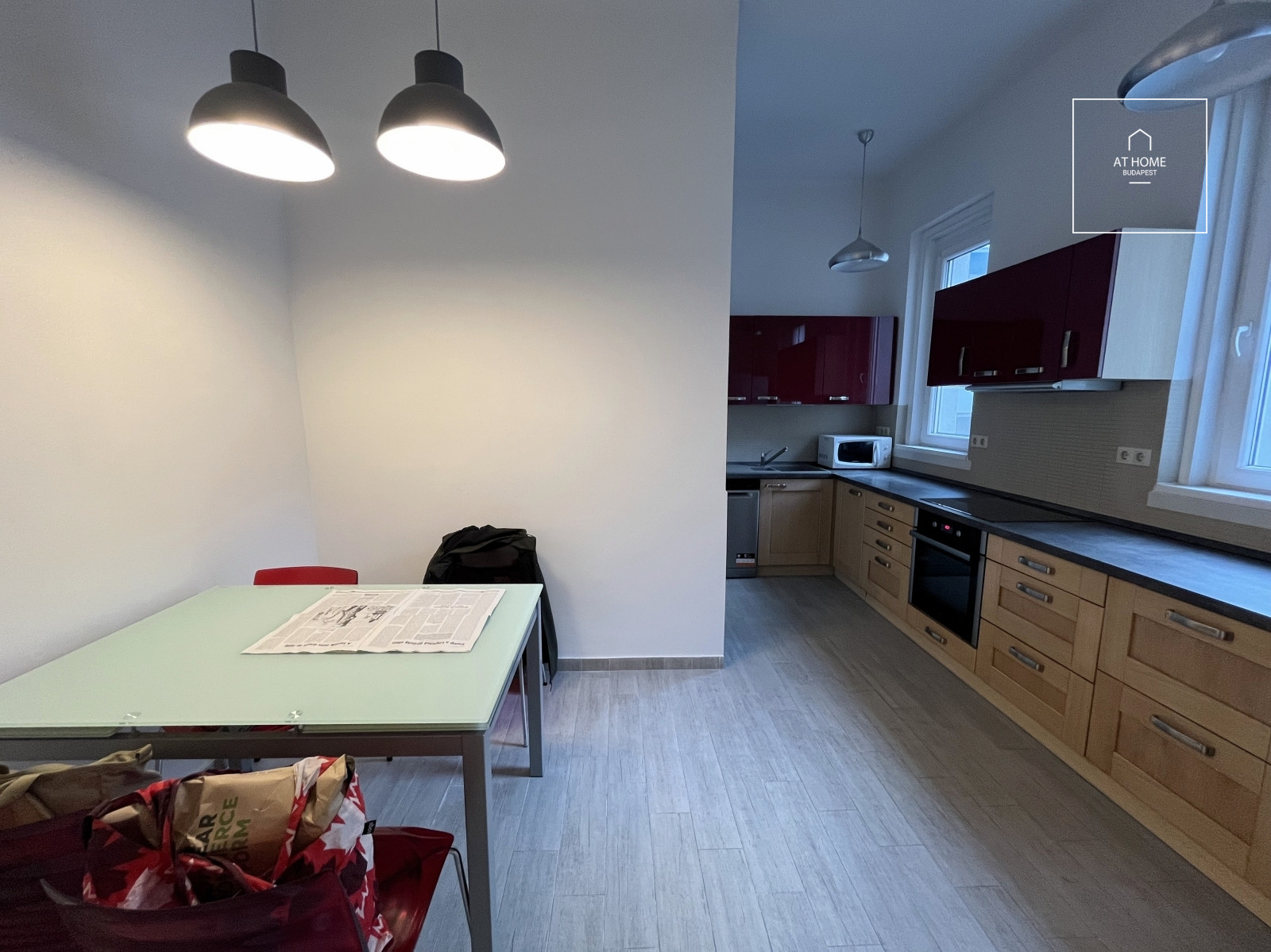 Panoramic 130 sqm apartment for rent in District II