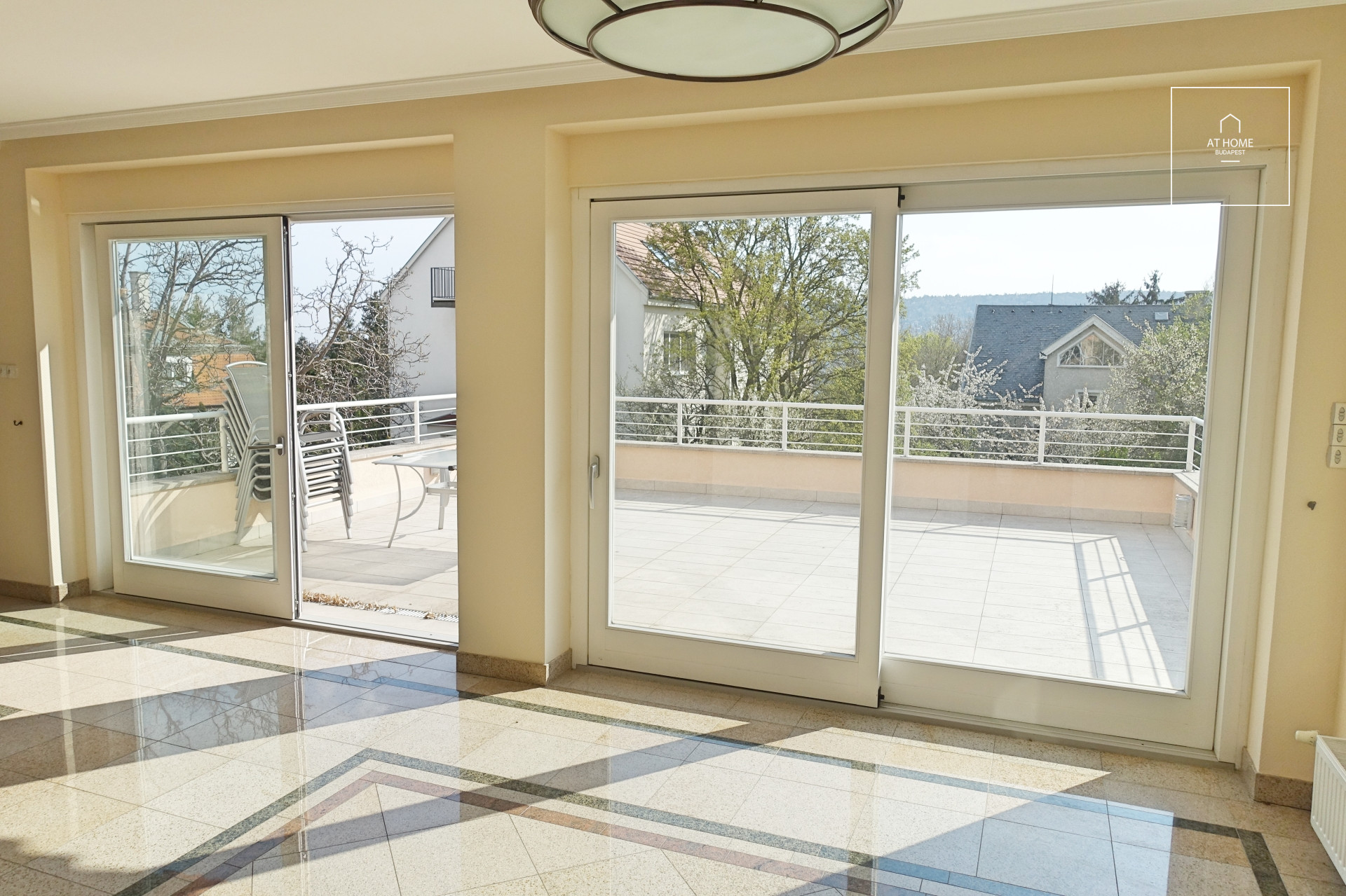 Önálló családi ház kiadó Budapest II. kerület, Törökvész