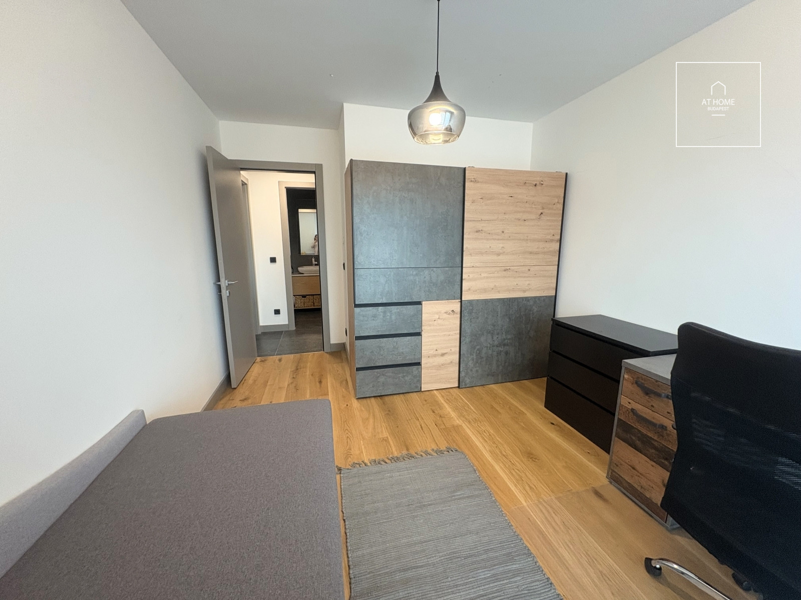A 77 sqm, 2-bedroom apartment with a terrace, built in 2023, in Budapest’s 13th District