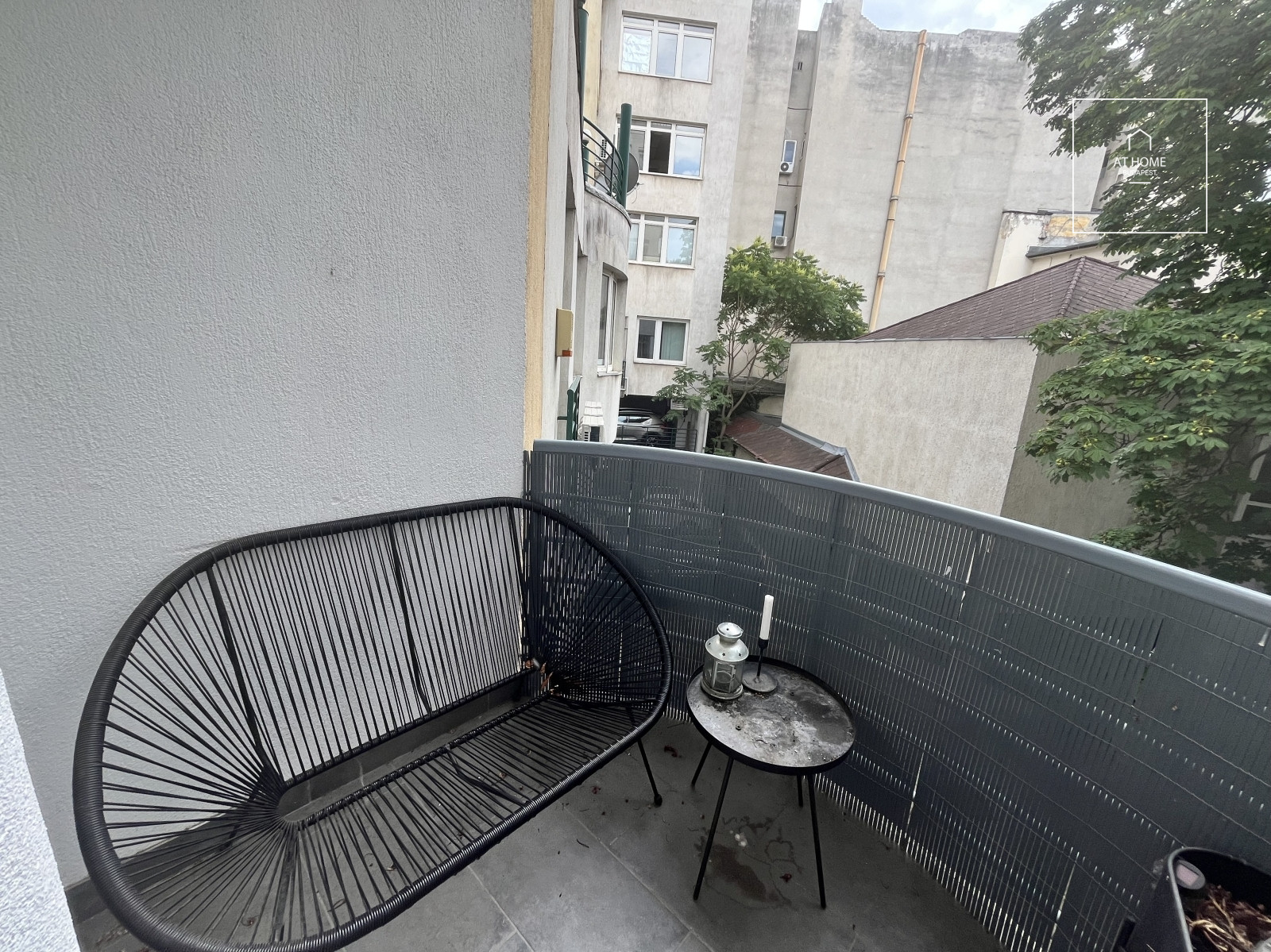 Two-bedroom modern apartment for rent Budapest, Castle district