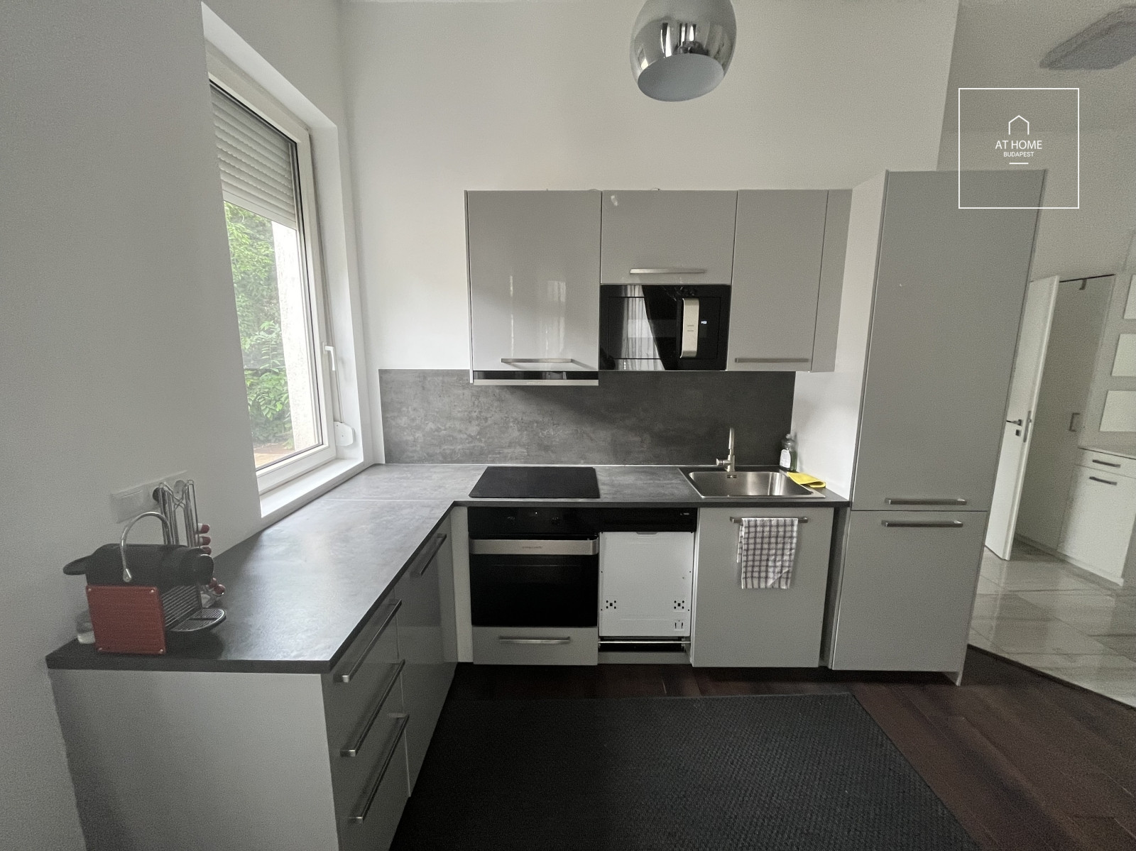 Two-bedroom modern apartment for rent Budapest, Castle district