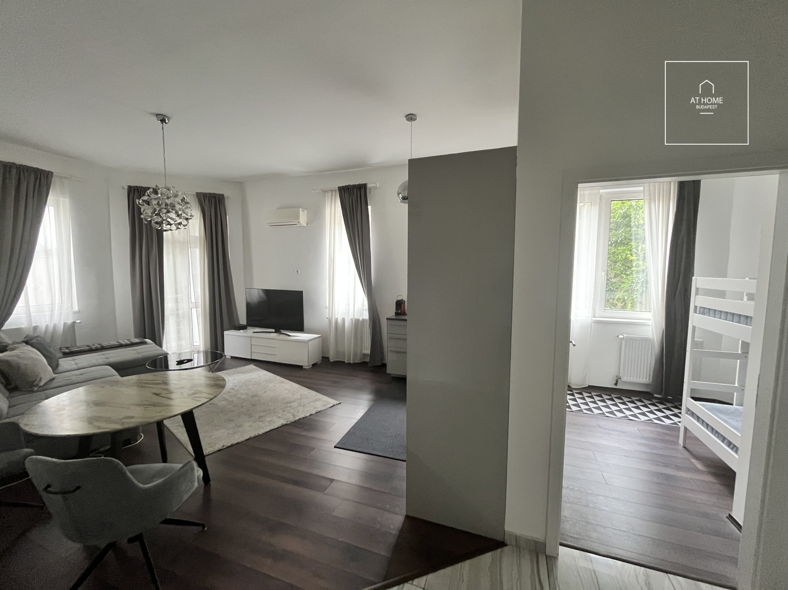 Two-bedroom modern apartment for rent Budapest, Castle district