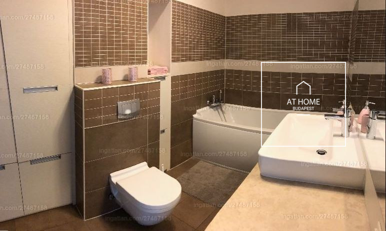 Panoramic two-bedroom apartment with a 42 sqm terrace in District XIII