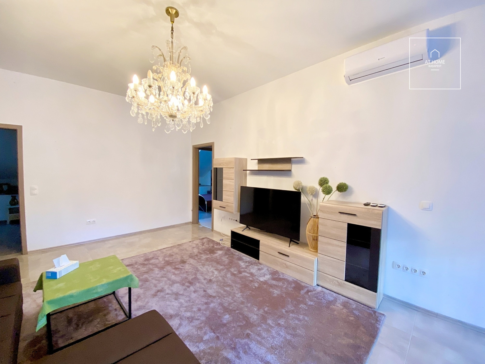 Newly built 2- bedroom apartment for rent in the VI. district