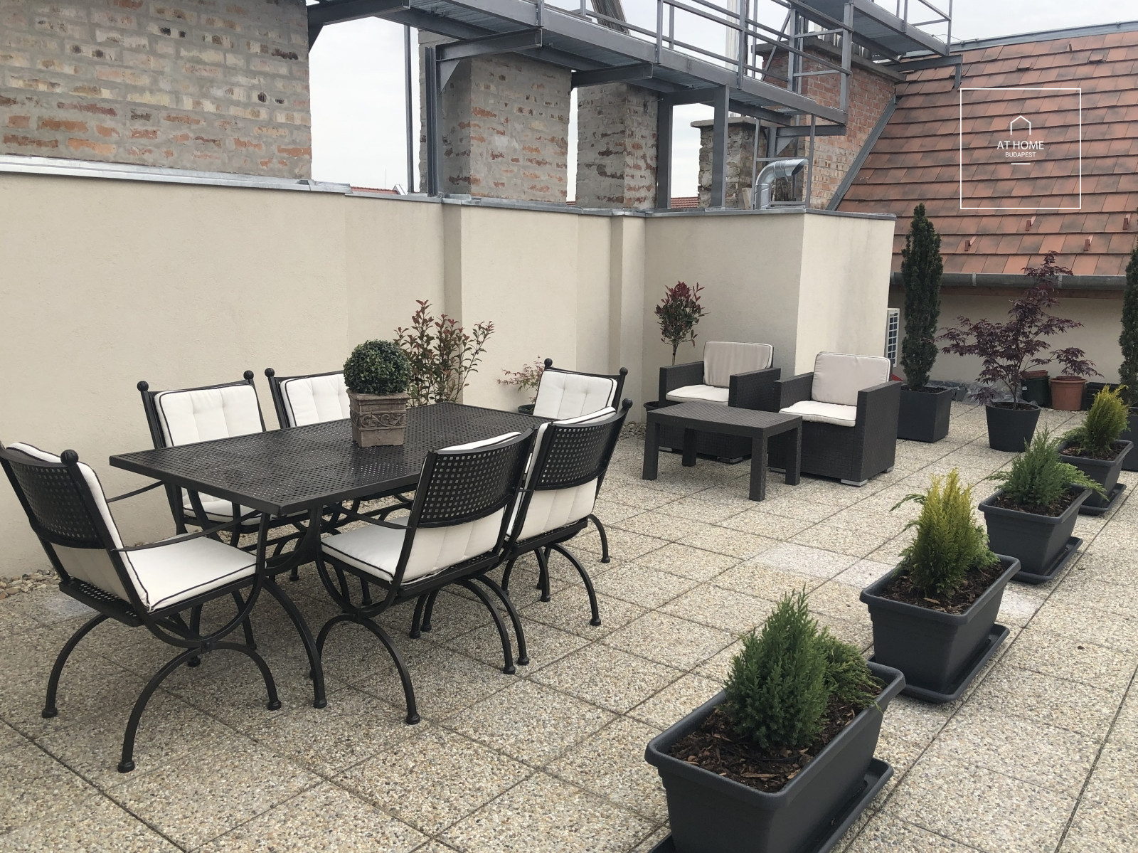 Newly built 2- bedroom apartment for rent in the VI. district