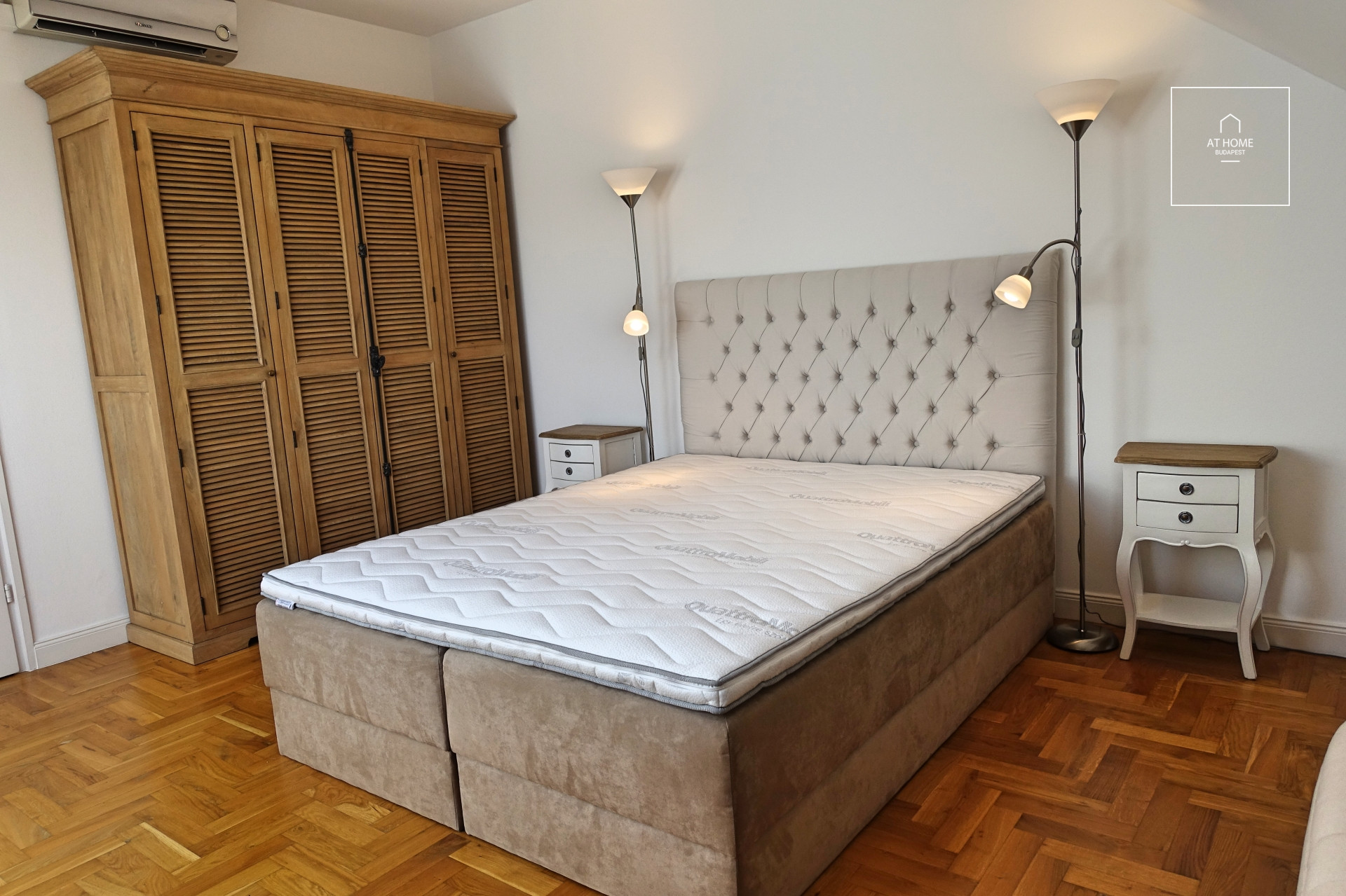 Wonderful semi-detached house for rent  II/A. district, Remetekertváros