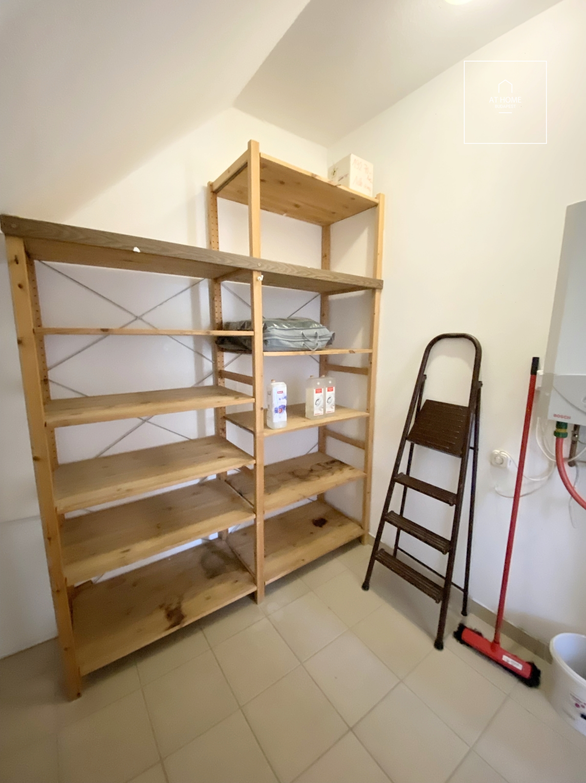 Duplex 107 nm-es 4 hálószobás lakás 3 erkéllyel a II. kerületben