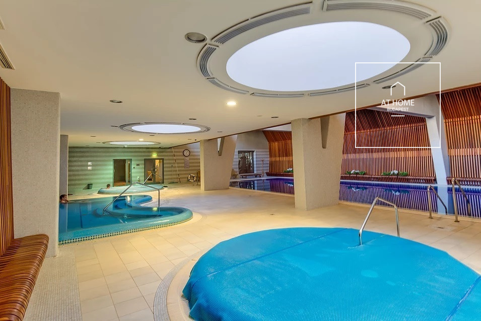 Renovated two-bedroom luxury apartment with a 15 m² panoramic balcony in District IX