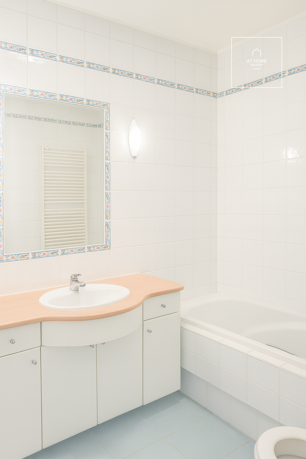 Renovated 56 sqm, one-bedroom apartment with a balcony in Budapest’s 1st district