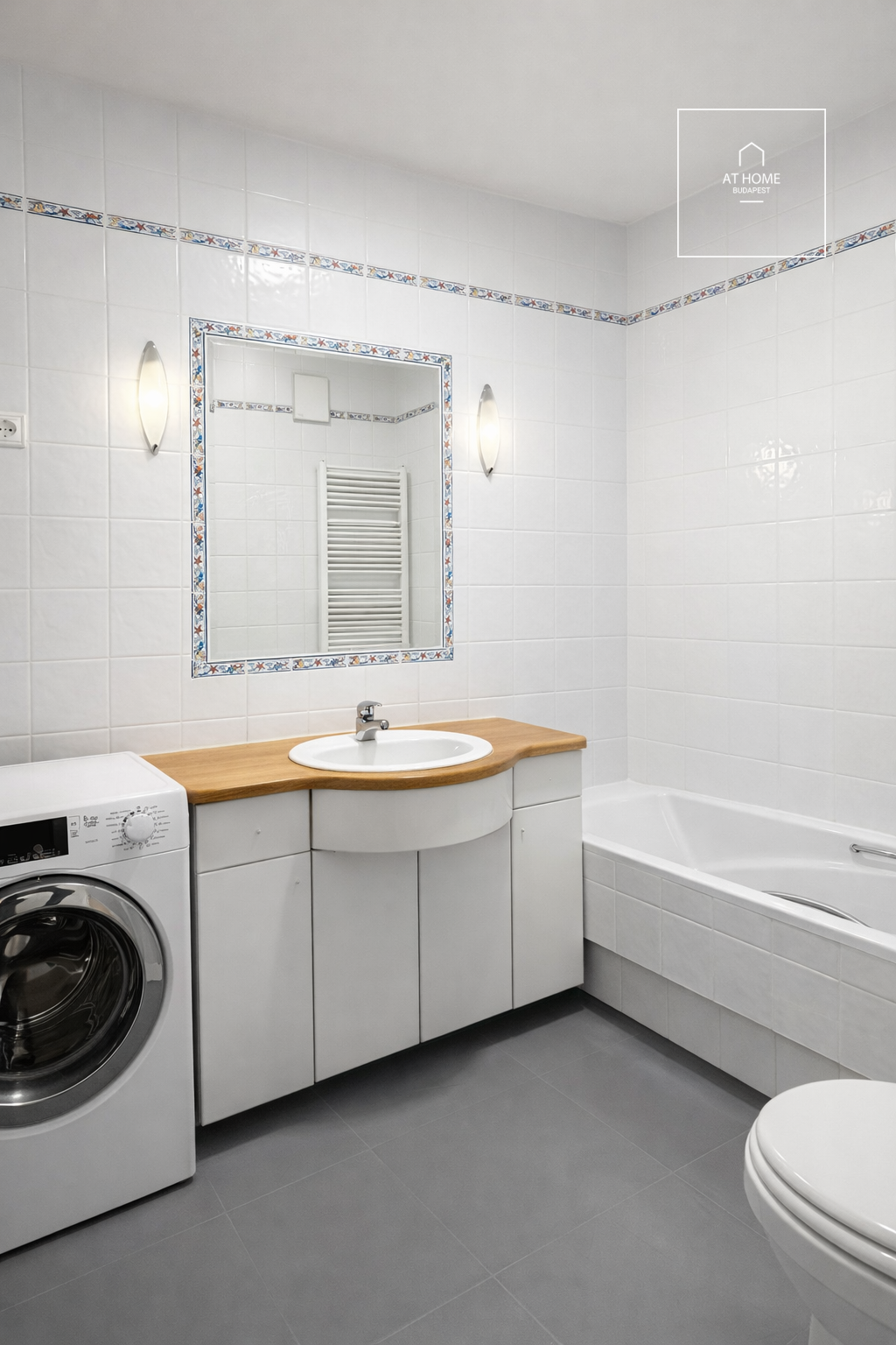 Renovated 56 sqm, one-bedroom apartment with a balcony in Budapest’s 1st district