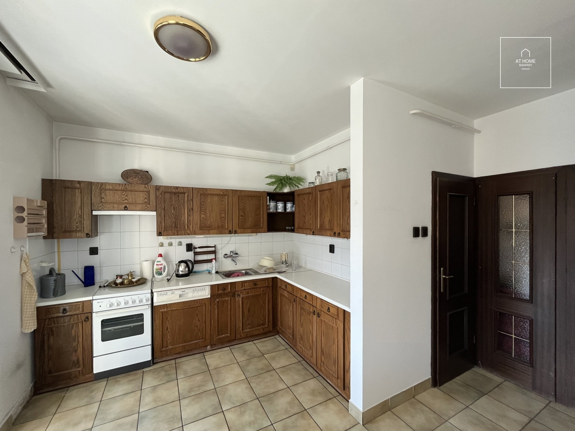 3 bedroom apartment with terrace for sale, Zöldmál, 2nd district, Budapest