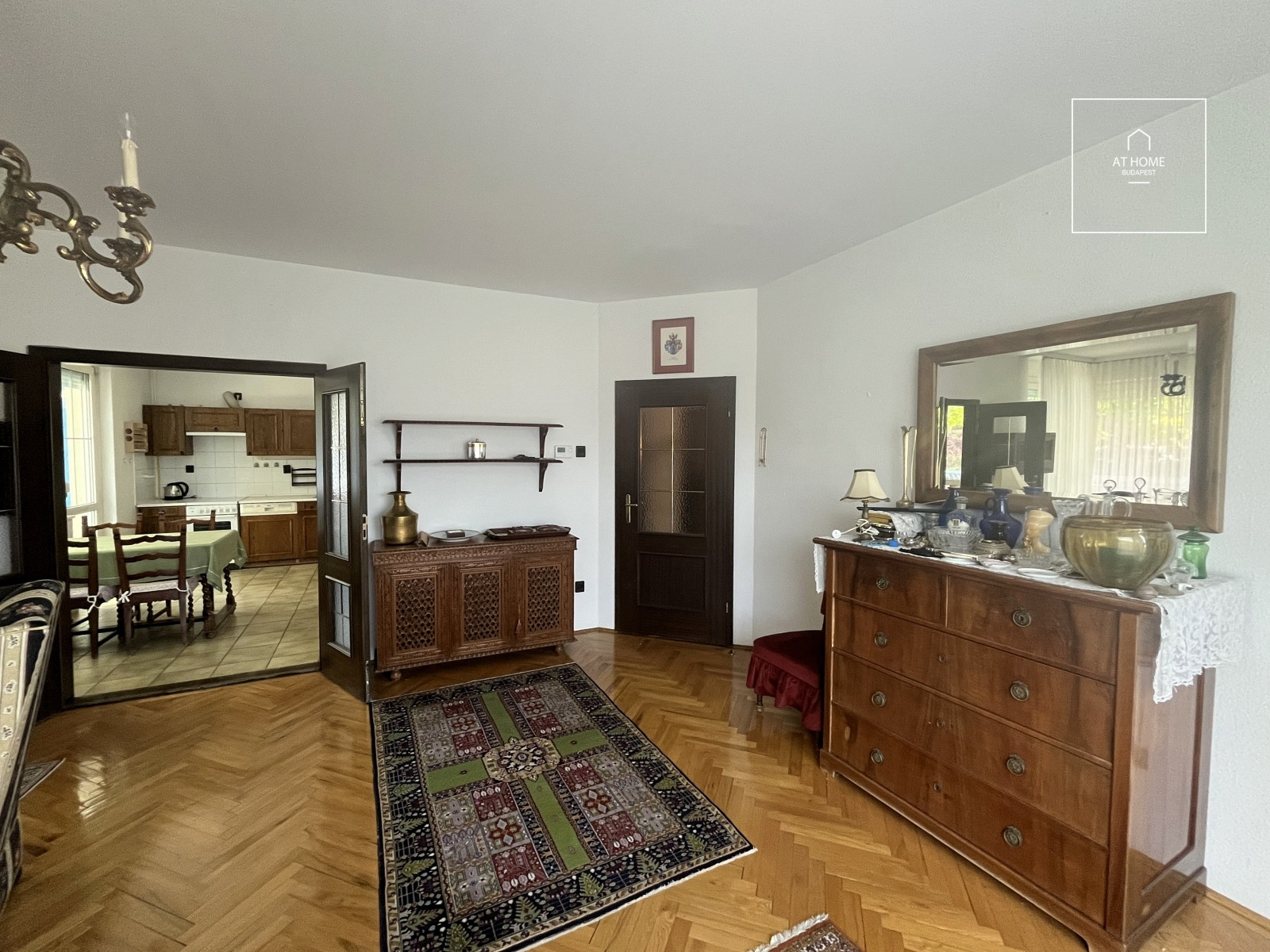 3 bedroom apartment with terrace for sale, Zöldmál, 2nd district, Budapest