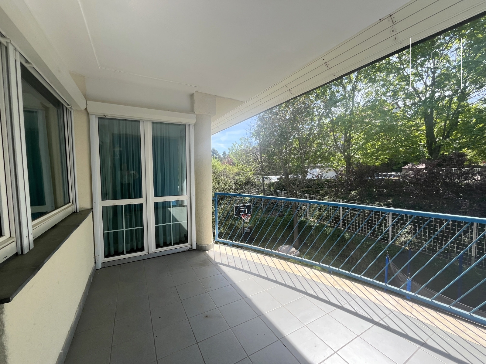 3 bedroom apartment with terrace for sale, Zöldmál, 2nd district, Budapest