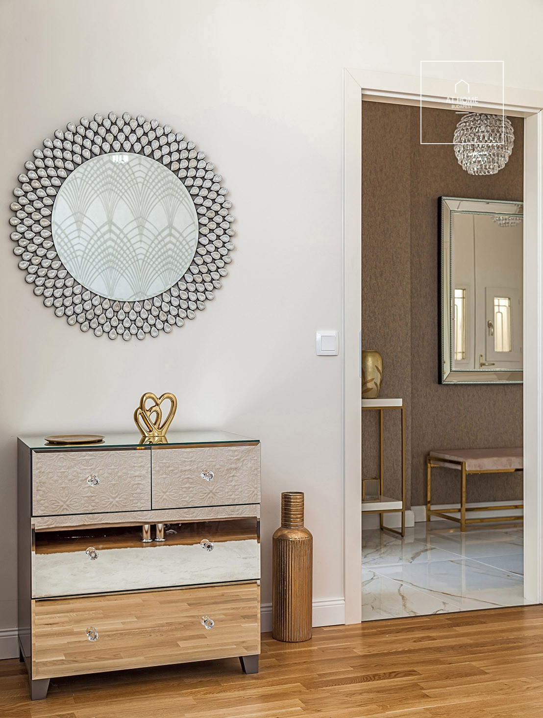 Luxury apartment with permanent Danube panorama and balcony for sale in Budapest’s II district, Víziváros