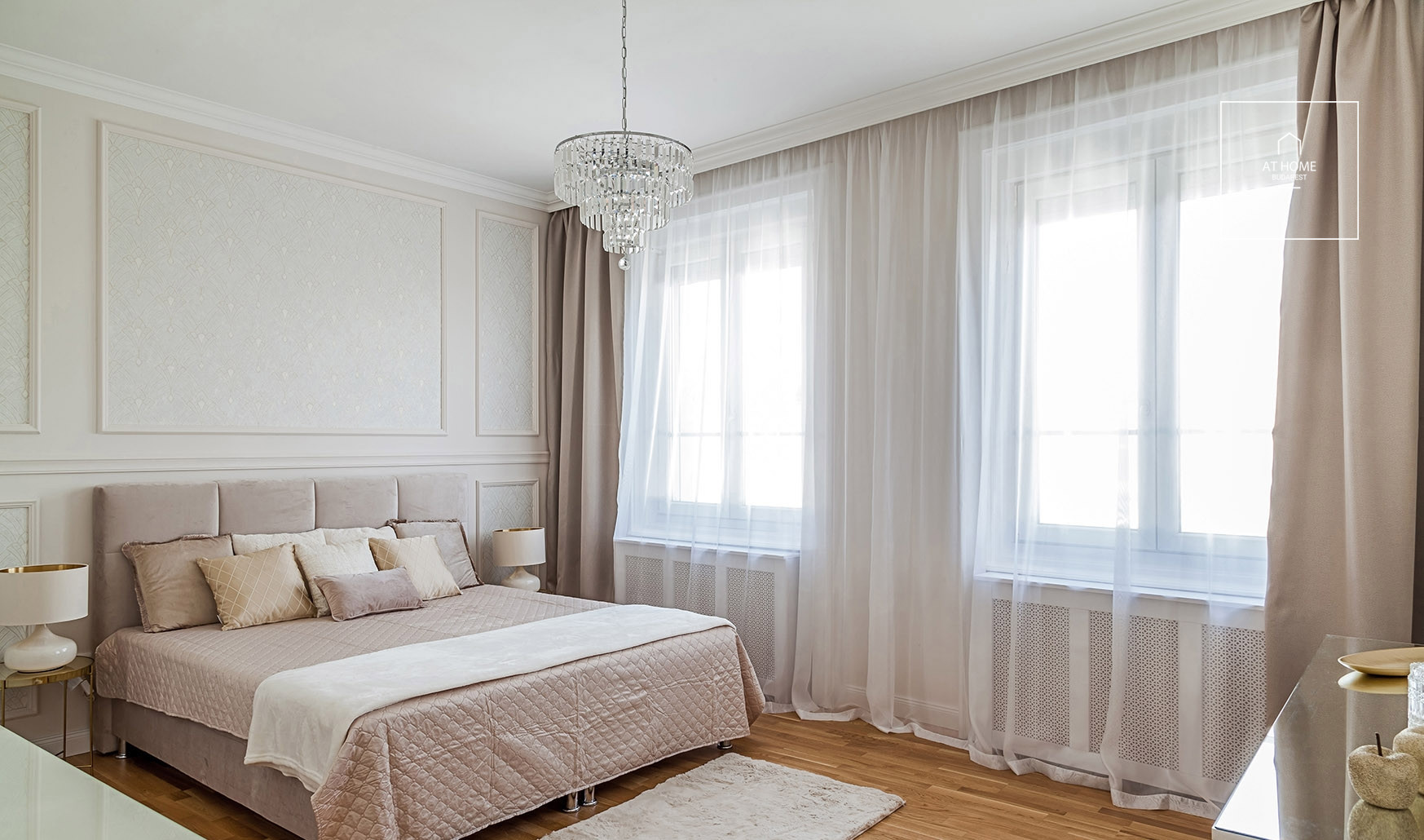 Luxury apartment with permanent Danube panorama and balcony for sale in Budapest’s II district, Víziváros