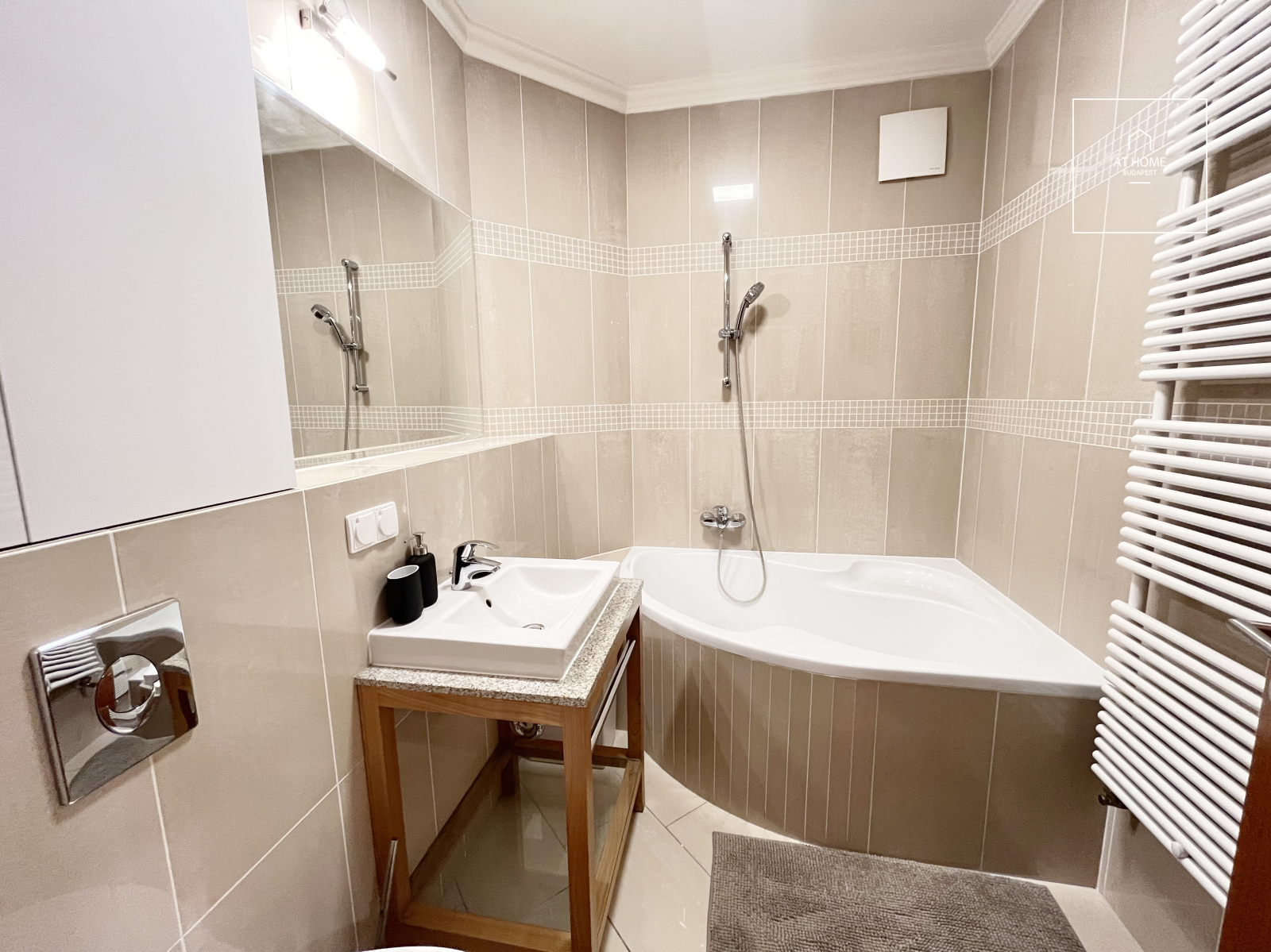 Exclusive 61 sqm apartment with private garden in Budapest’s 1st District