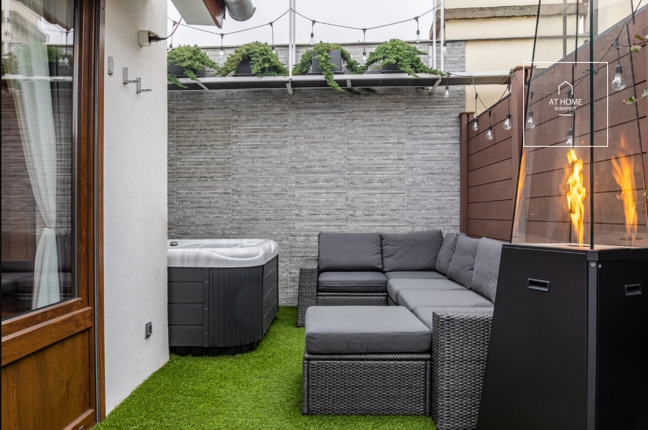 Newly built duplex apartment of 55 sqm with a 20 sqm terrace in Budapest’s VI district