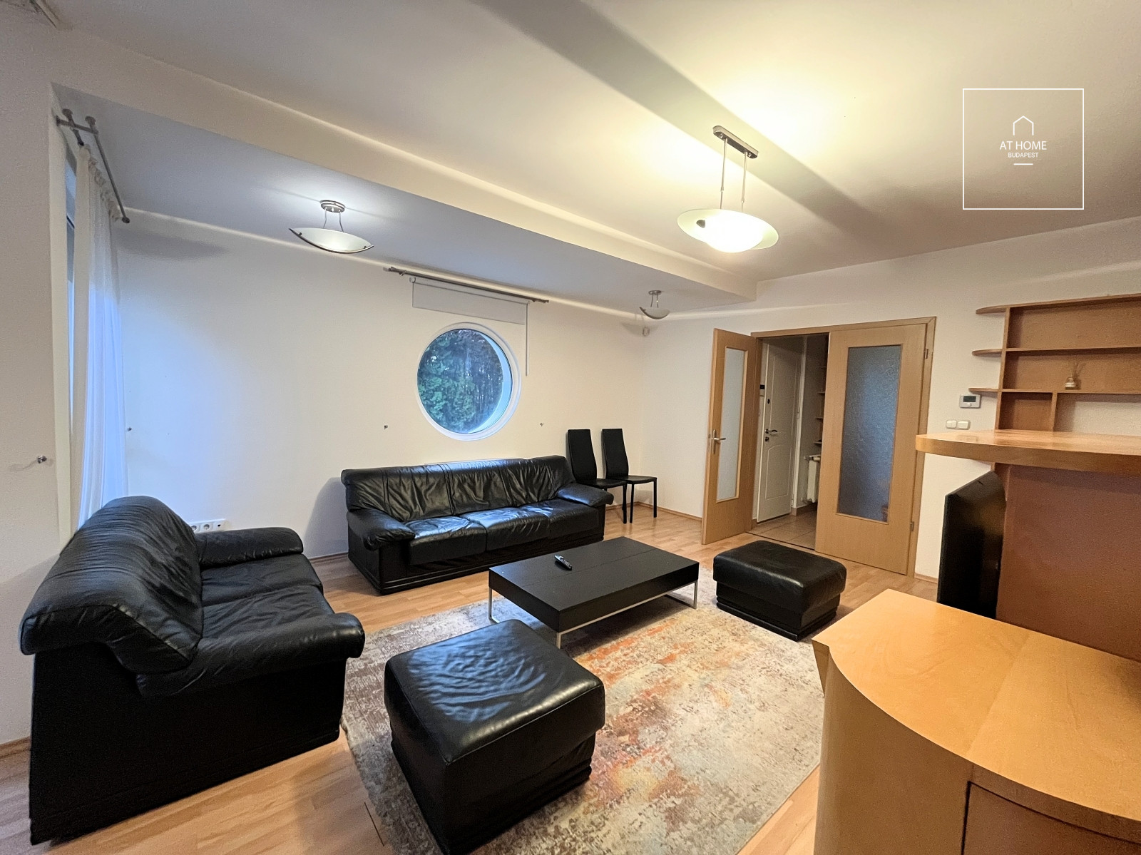 ELEGANT TOWNHOUSE WITH GARDEN ACCESS IN A QUIET STREET OF CSILLAGHEGY – DISTRICT III