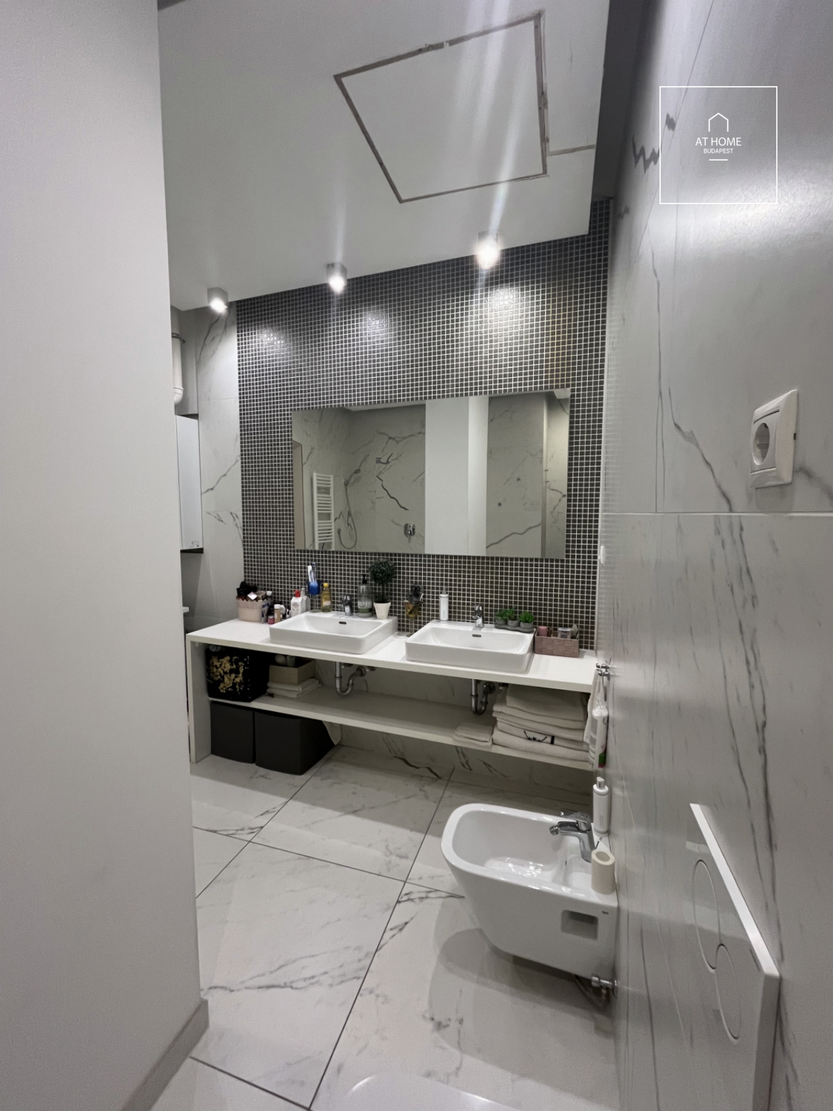 Exclusive Apartment in the Heart of Terézváros