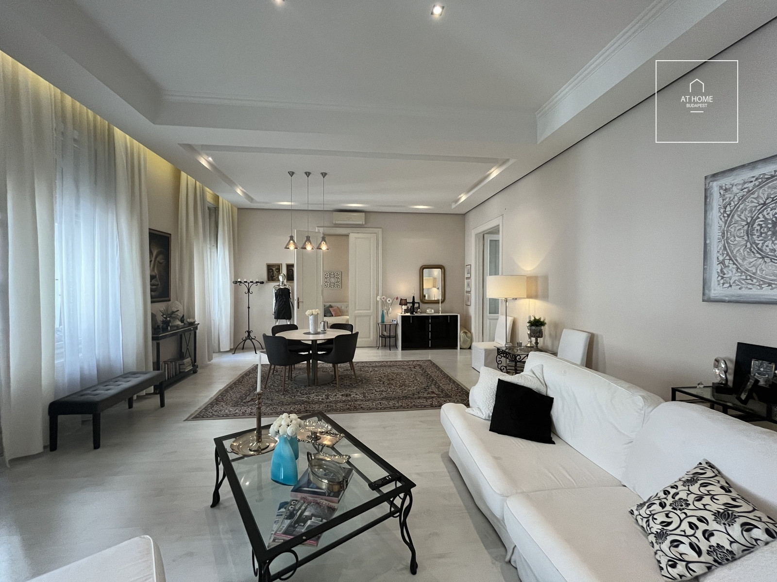 Exclusive Apartment in the Heart of Terézváros