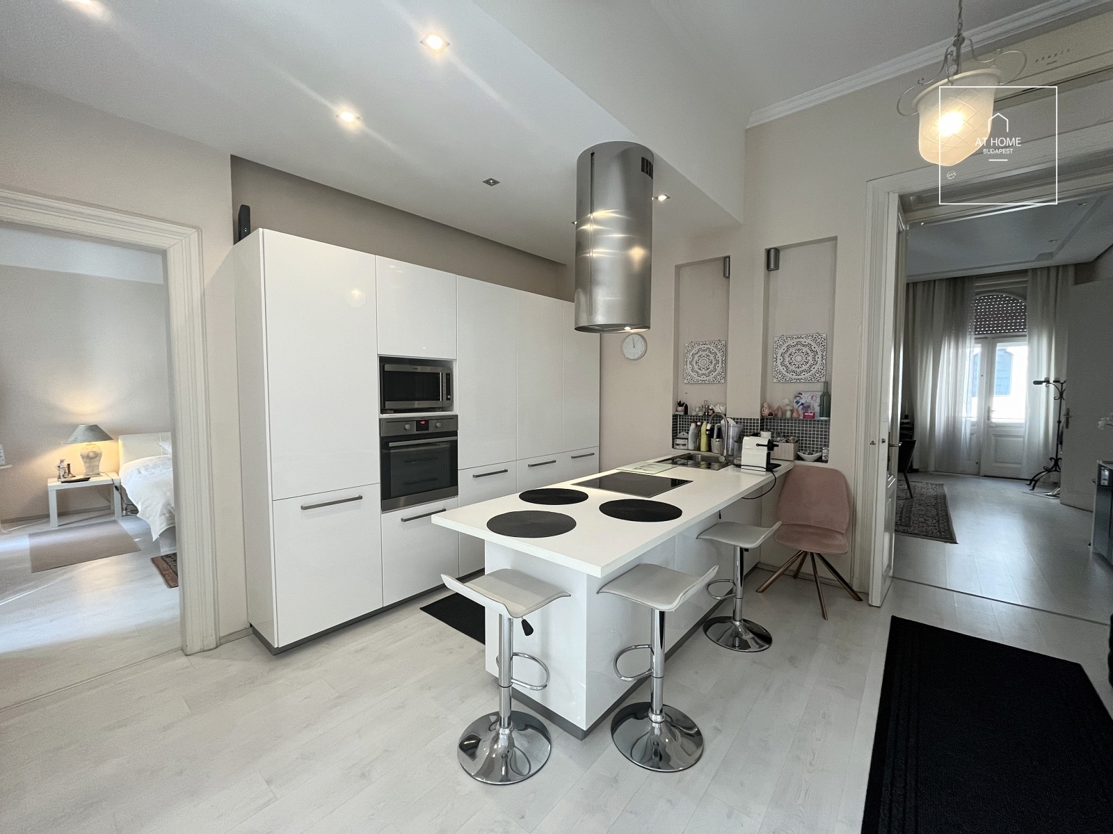 Exclusive Apartment in the Heart of Terézváros