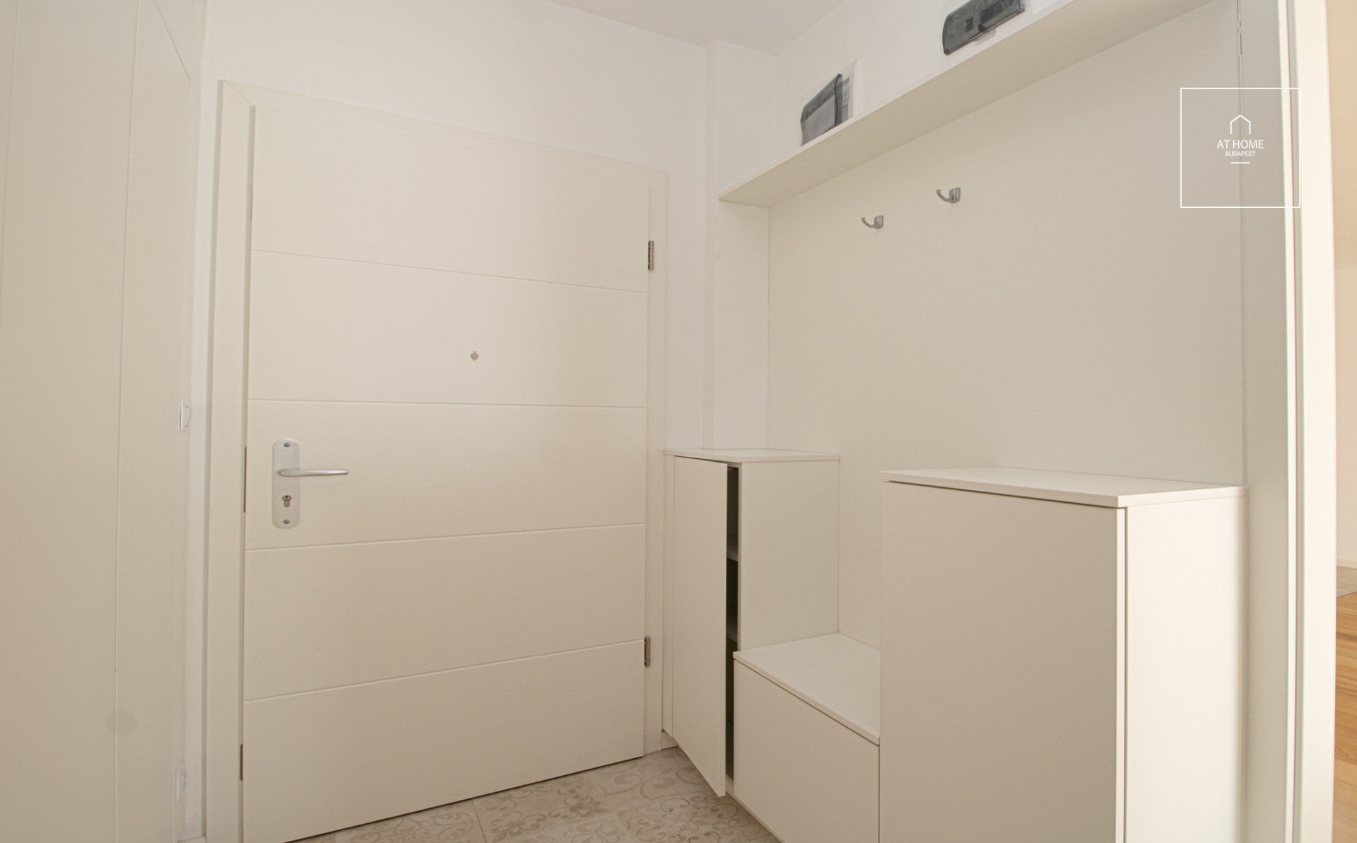 Modern 120 sqm, 3-bedroom apartment in District I