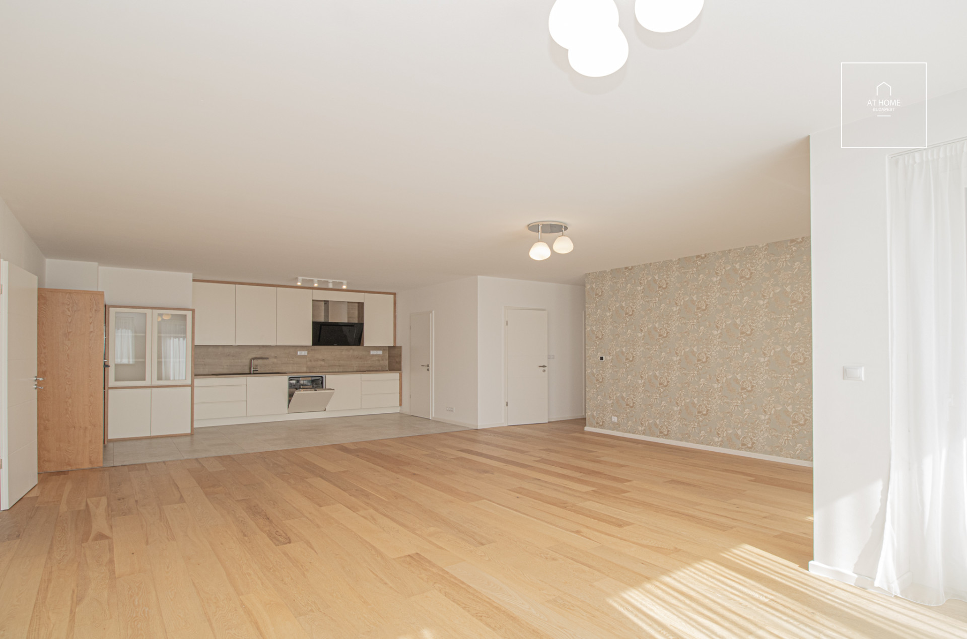 Modern 120 sqm, 3-bedroom apartment in District I