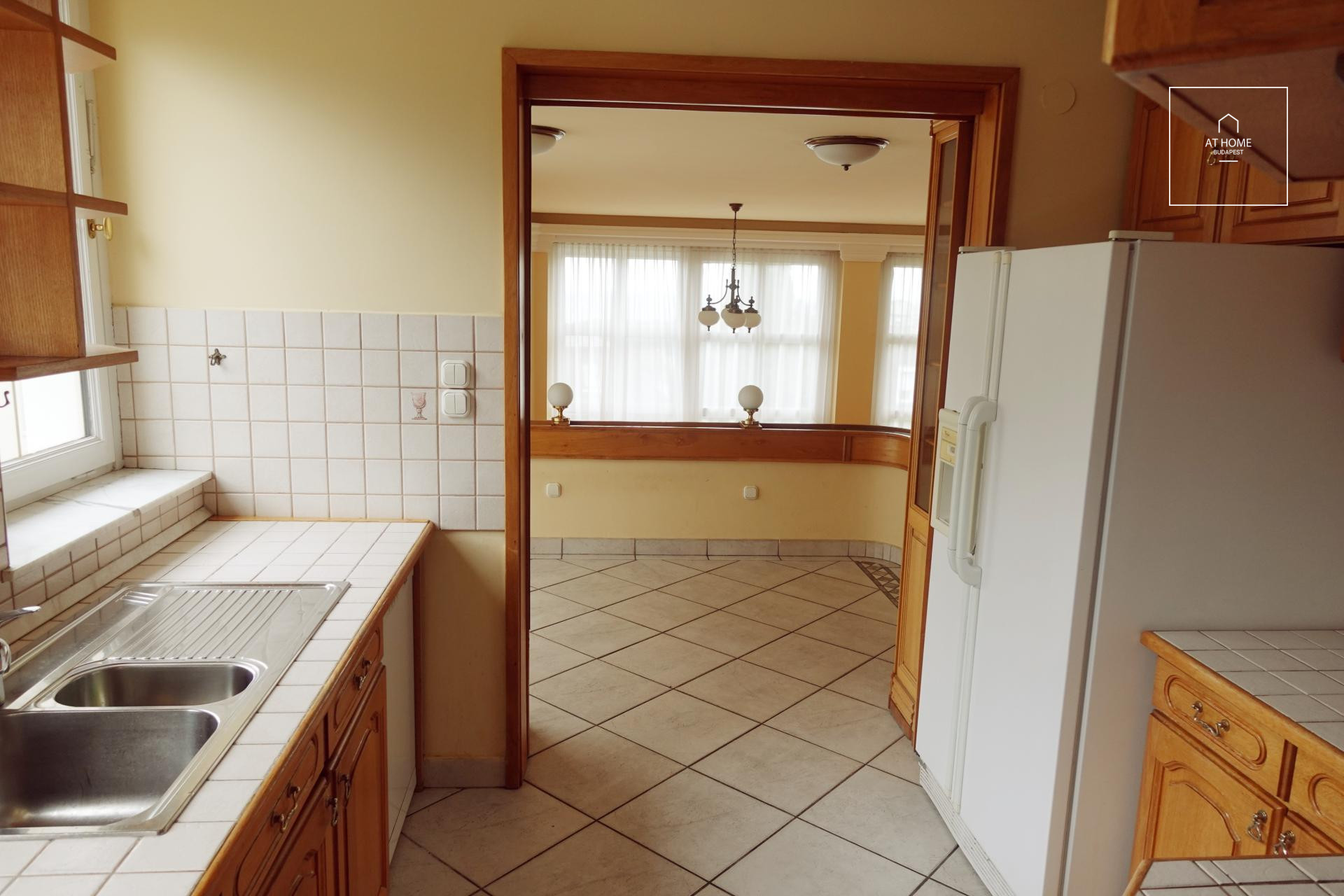 Exclusive detached house for rent Budapest II. district, Pálvölgy